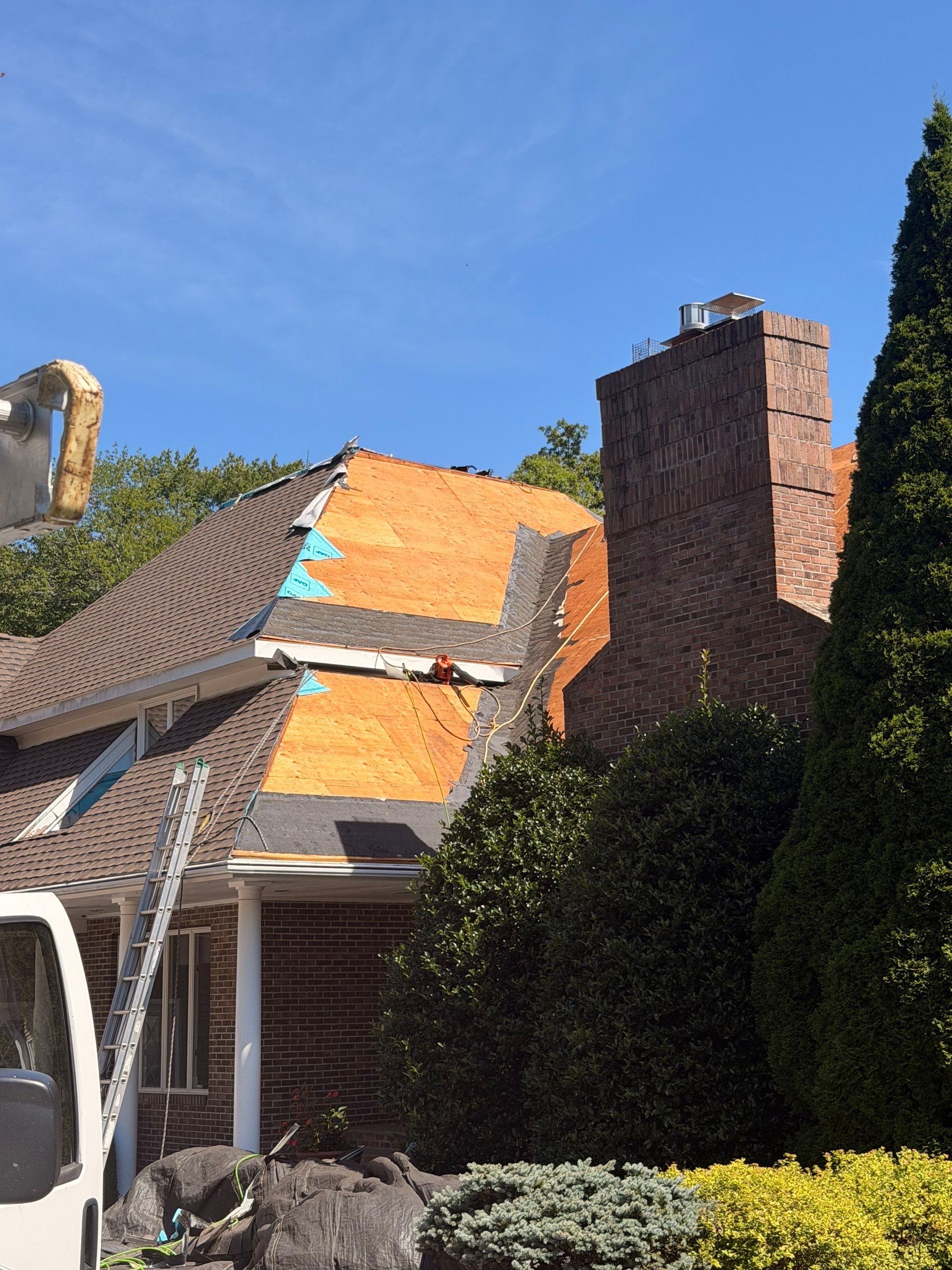Brand new roof by DiGiorgi in Shelton by DiGiorgi Roofing and Siding Inc