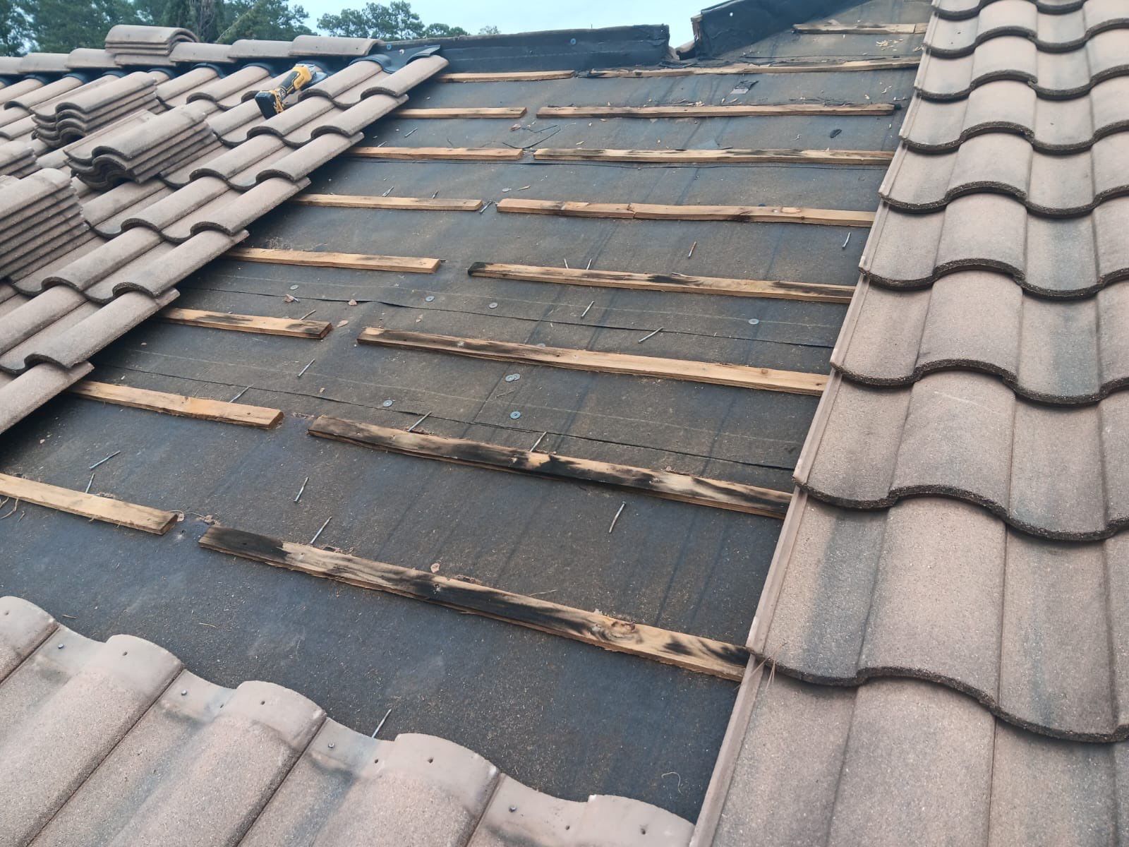 Tile Roof Repair by Roof Repair Company