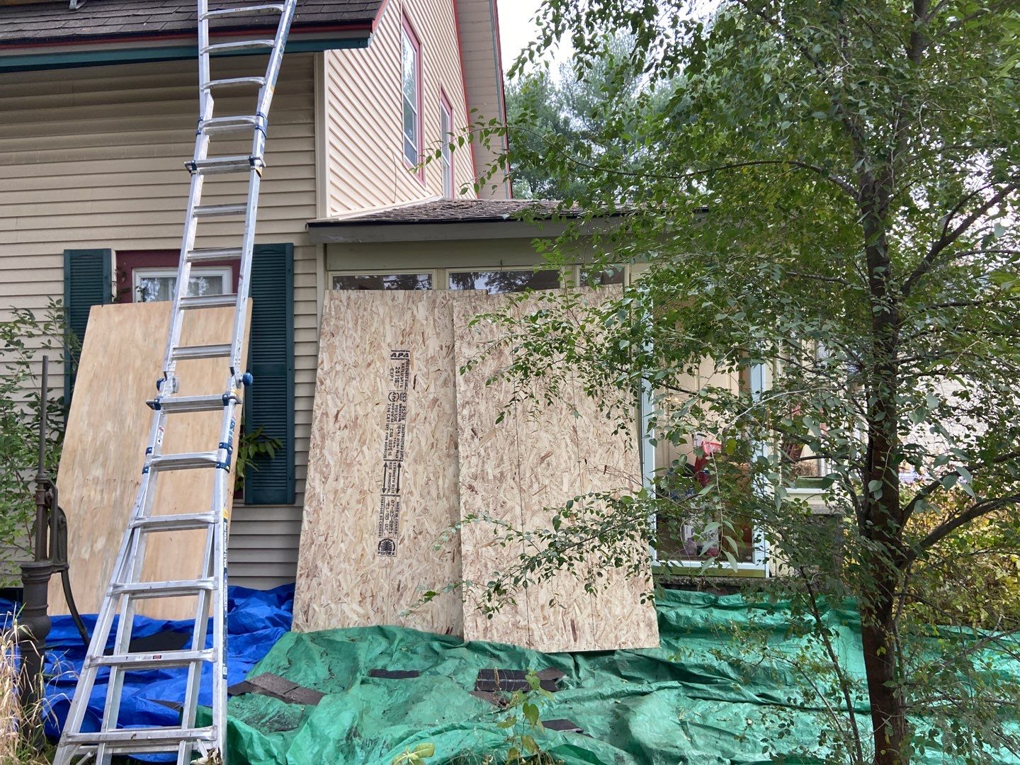 Roof Replacement using CertainTeed Landmark by 180 Contractors