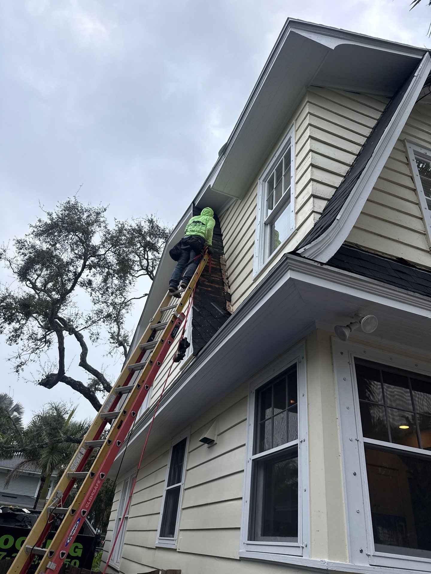Project in St. Petersburg 33704 by Mitchell Roofing Company LLC 