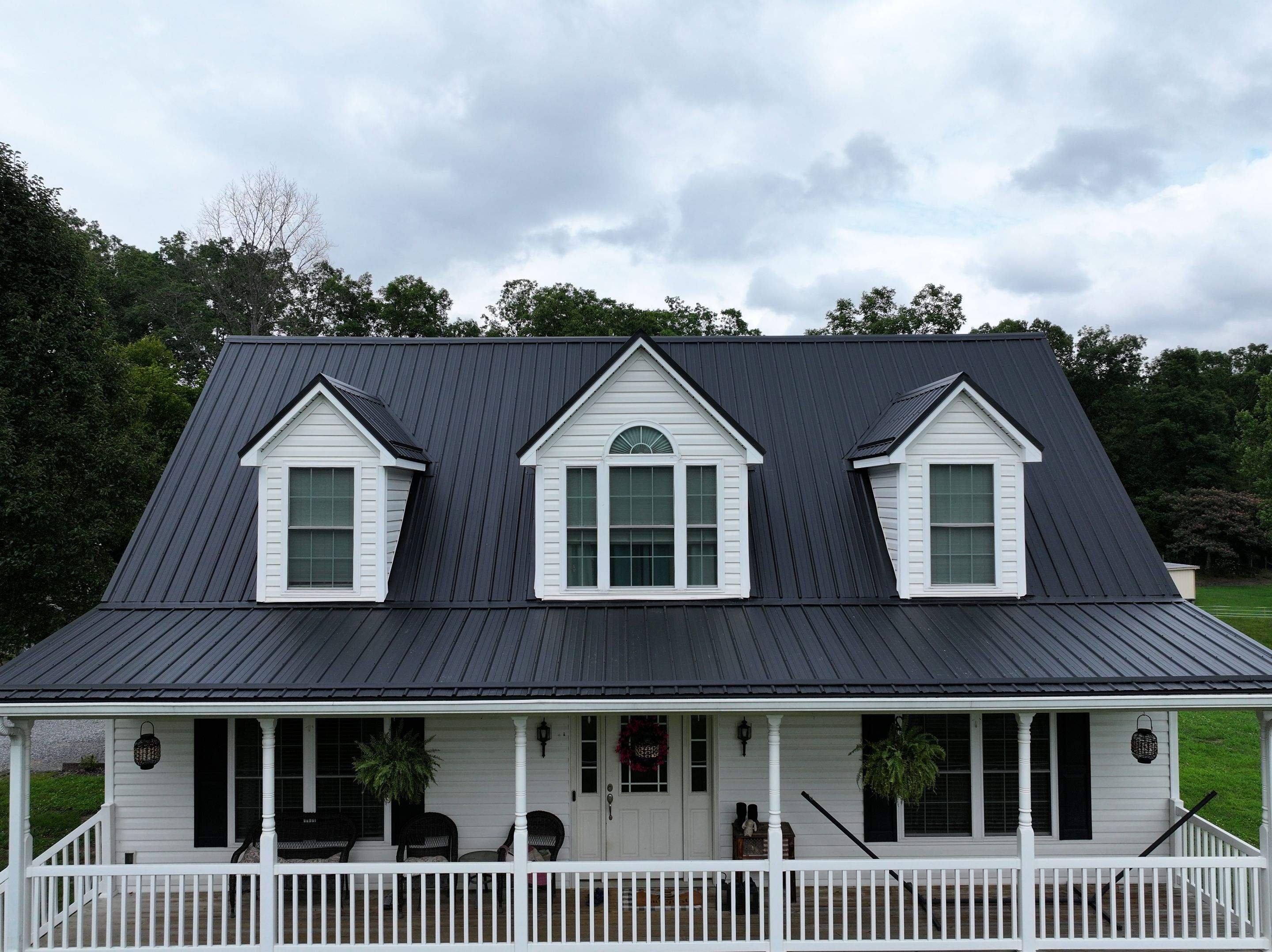 Wine Residence by Omnia Roofing