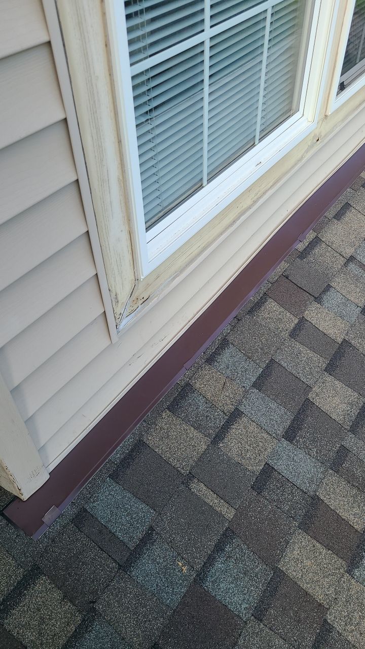 Dumfries: CertainTeed Landmark Pro Designer Shingles in Max Def Weathered Wood by RM Banning, Inc.