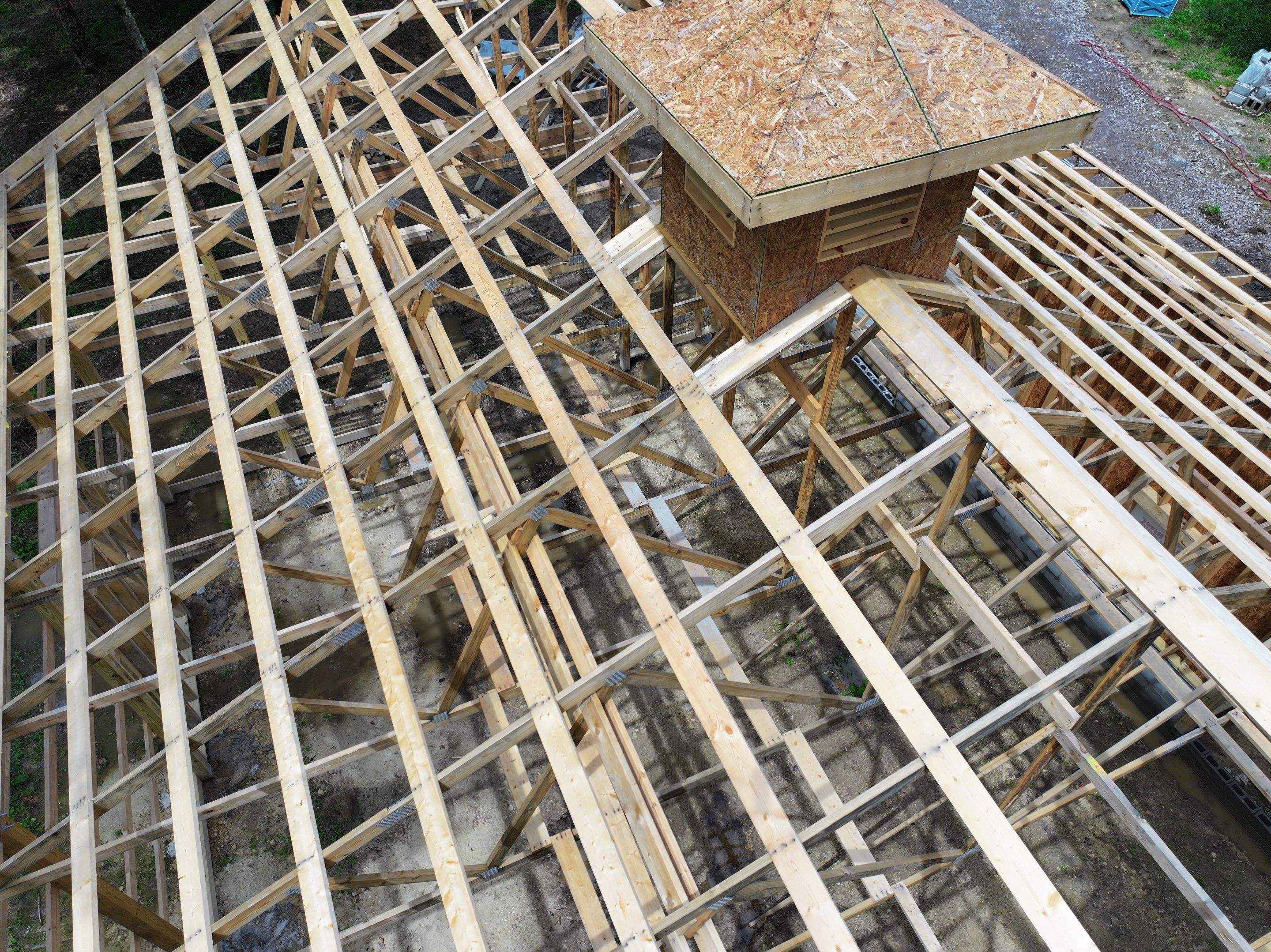 Brodour Barndominium  by Omnia Roofing