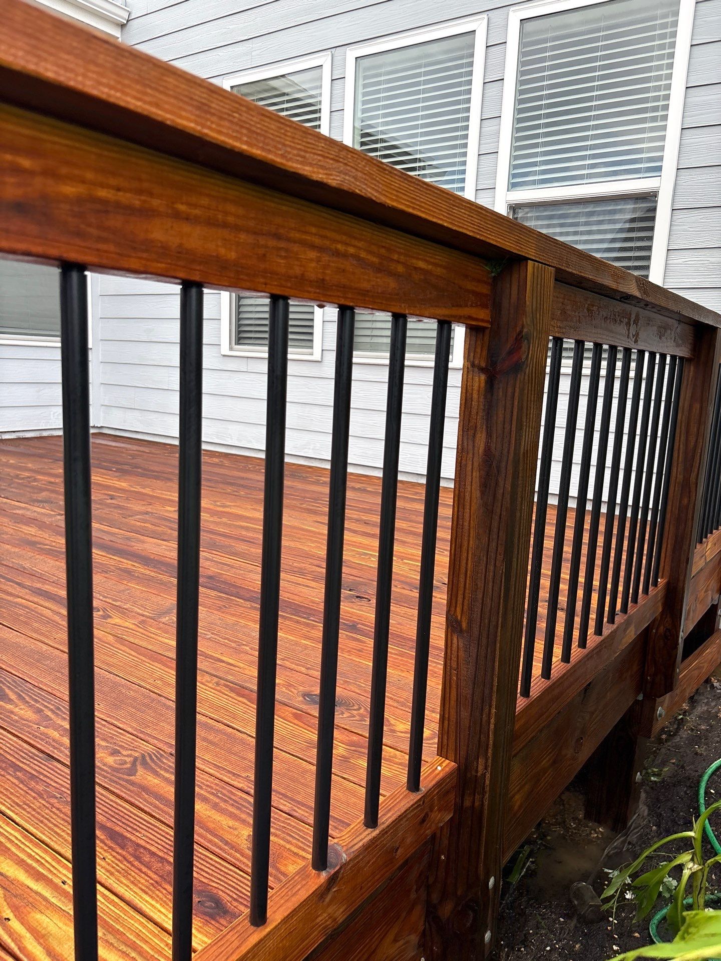 Wood Deck using Wood Sealant by DuraSeal