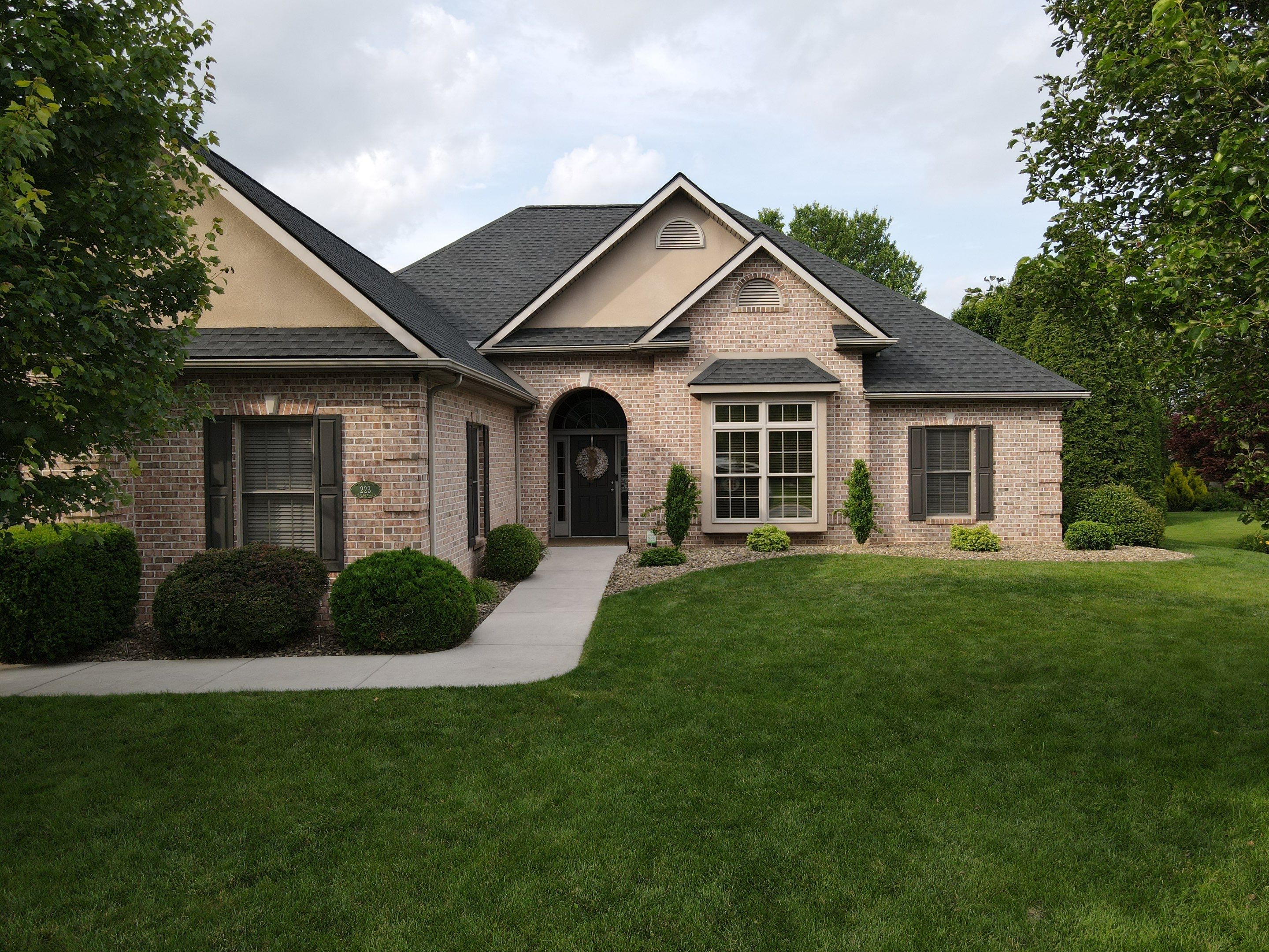 ROOF REPLACEMENT CHAMBERSBURG, PA by Teflon Roofing