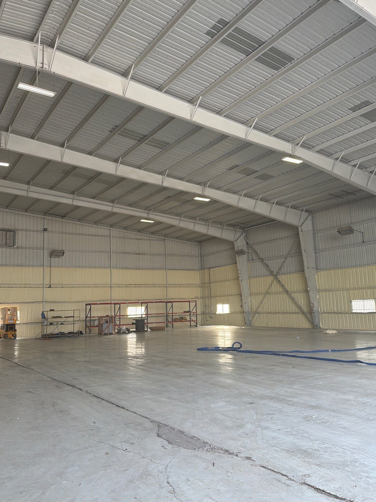 20,000 SF Airplane Hangar  by Apex Insulation Solutions