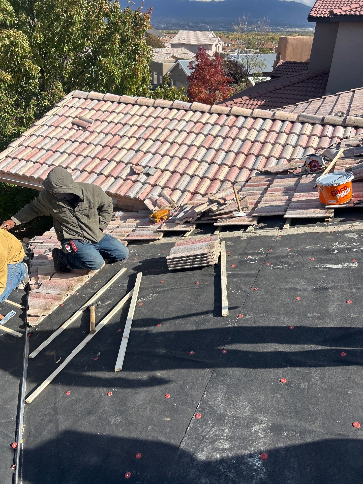 Malibu Cream Concrete Tiles by Reimagine Roofing