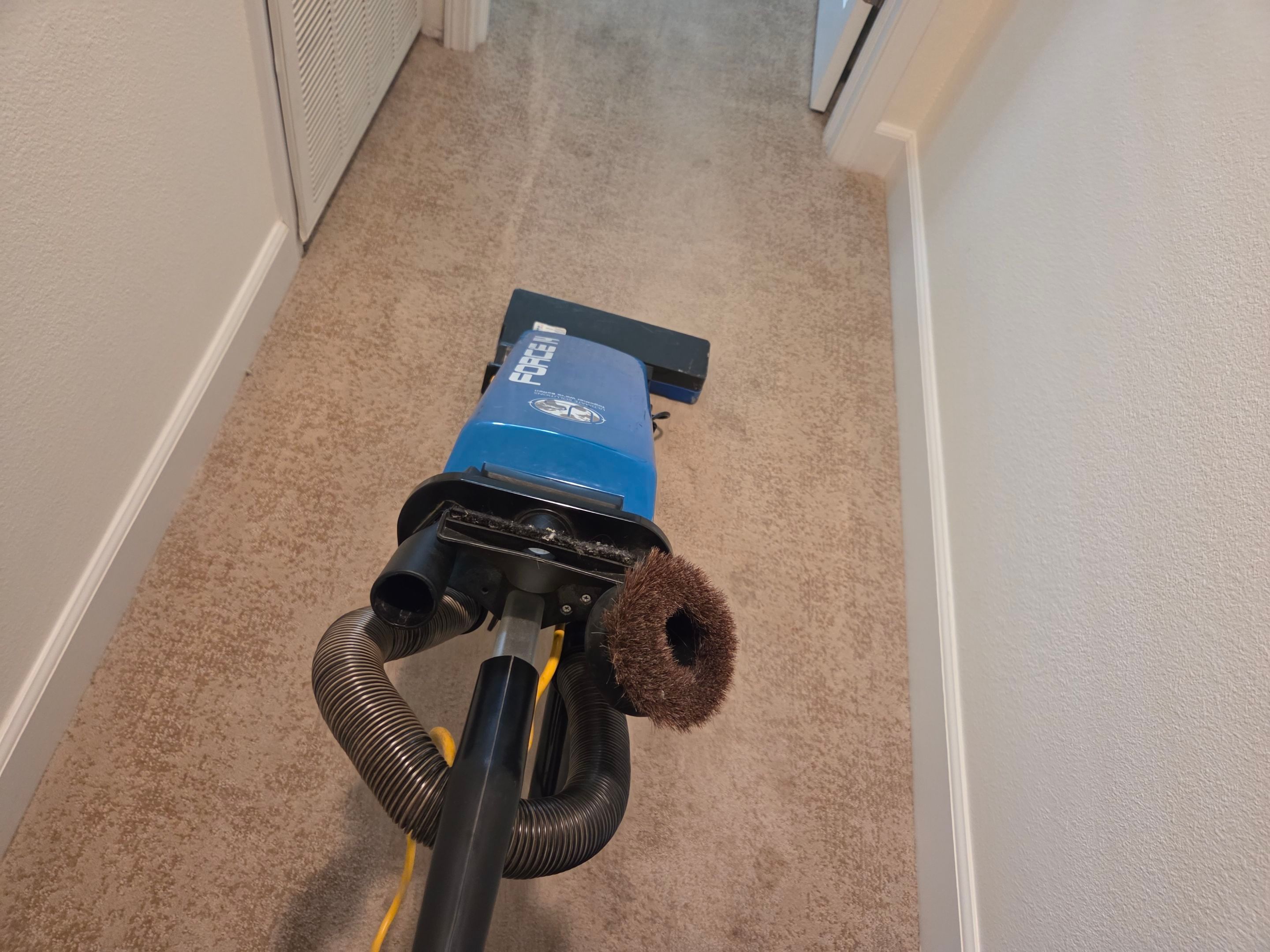 Roseville Carpet Re-stretch and Cleaning by Ardent Carpet Restore LLC