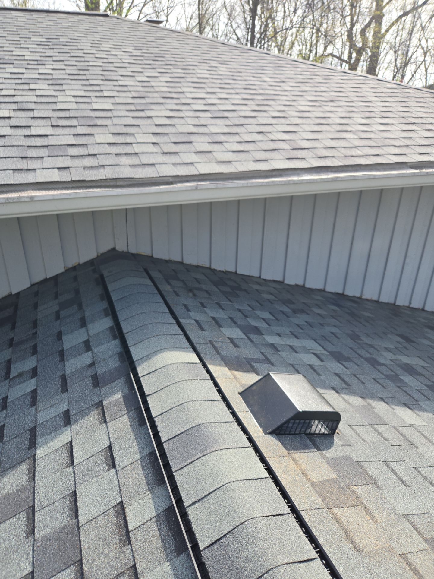 Bill R: Atlas Pinnacle, Color, Hearthstone, Drip Edge, Color, White by Eagle Eye Roofing