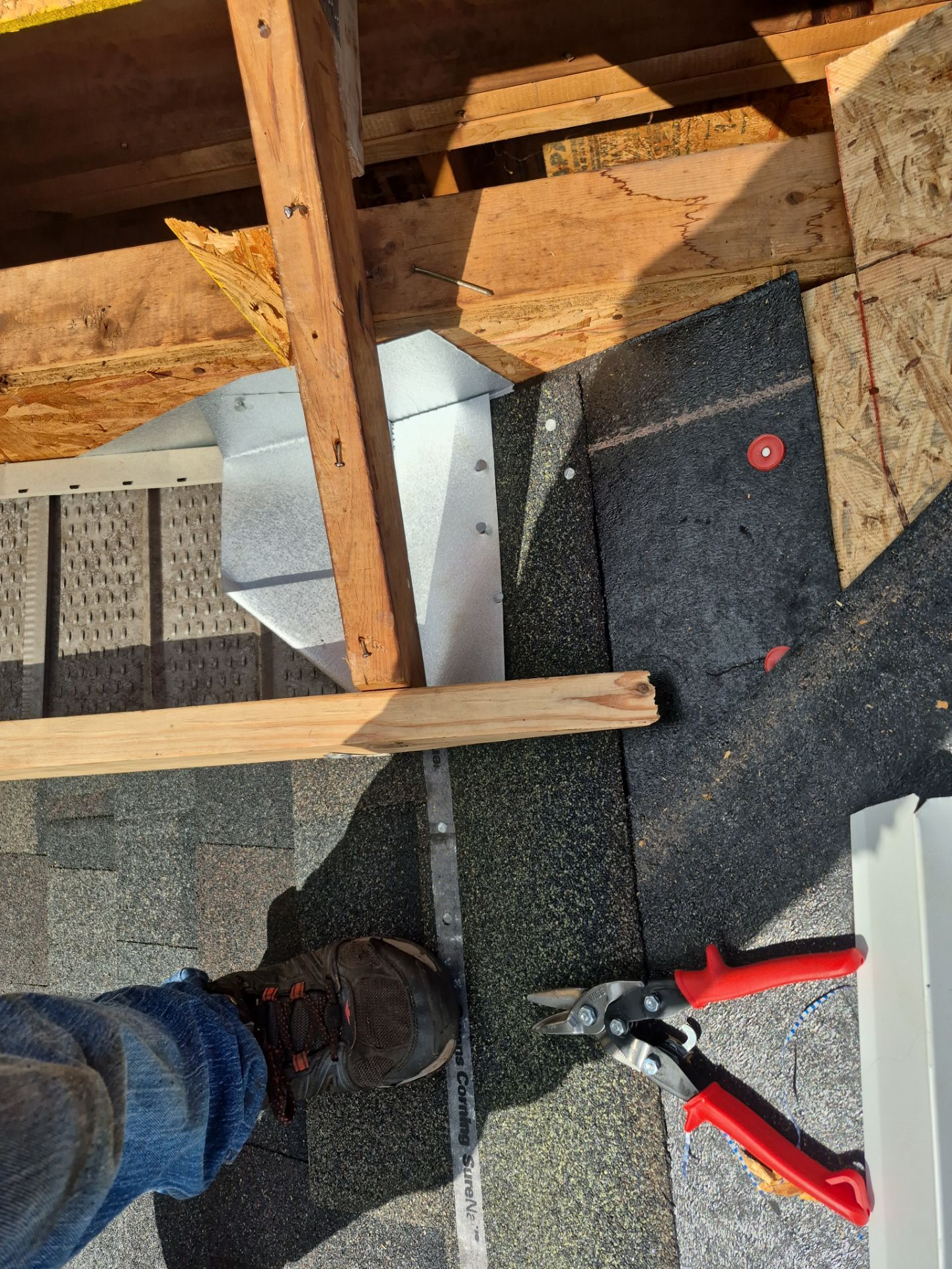 Roof Replacement in Valrico, FL by Shingle Masters Roofing