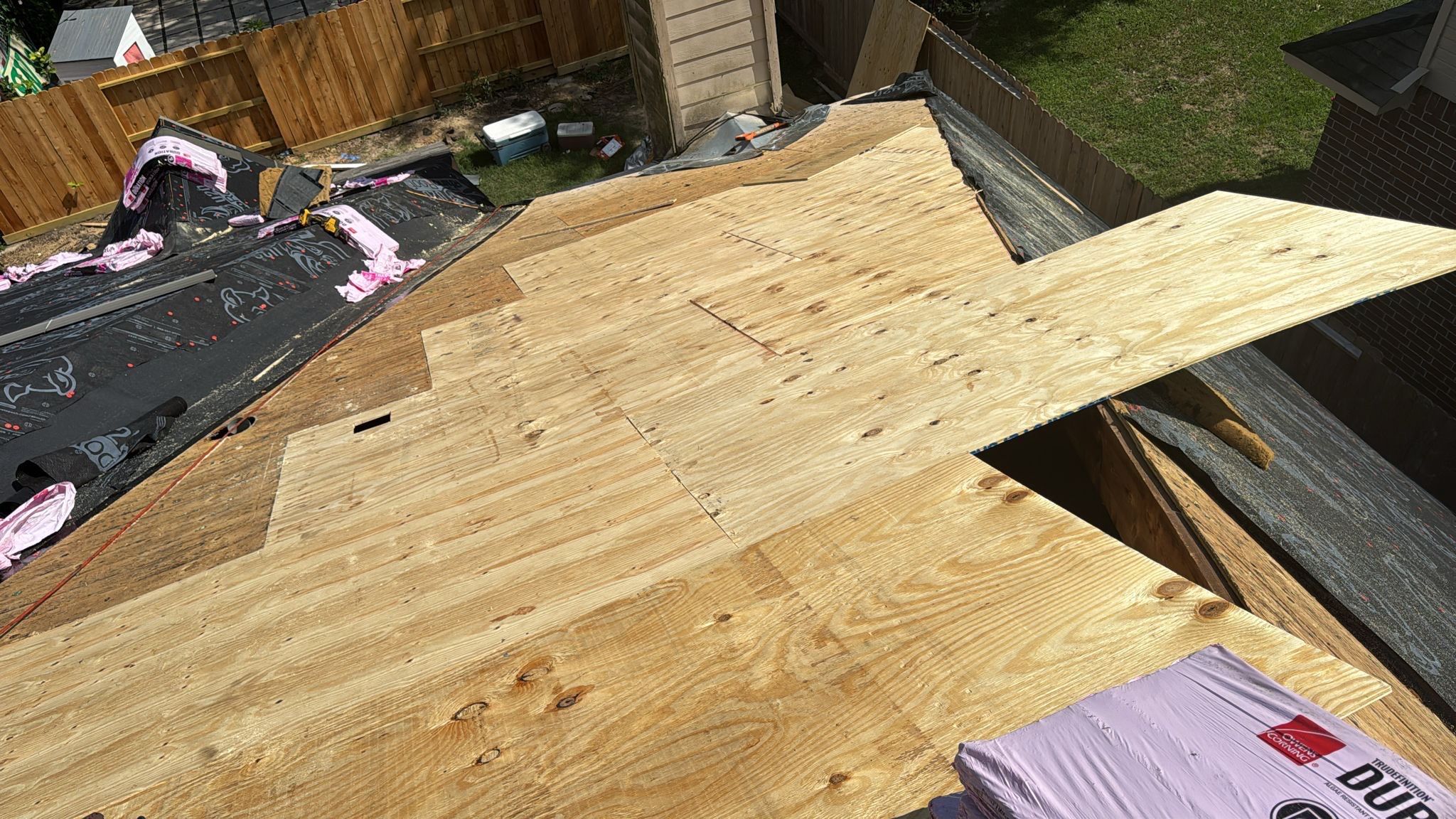 Residential Roofing Installation using Owen's Corning Duration (Lifetime) Shingles by Roof Repair Company