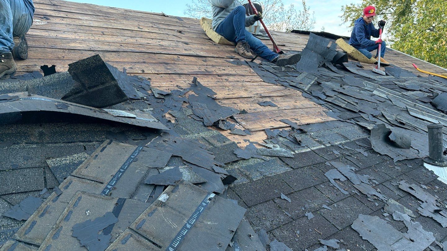 Roof Replacement using Owens Corning Brownwood by 180 Contractors