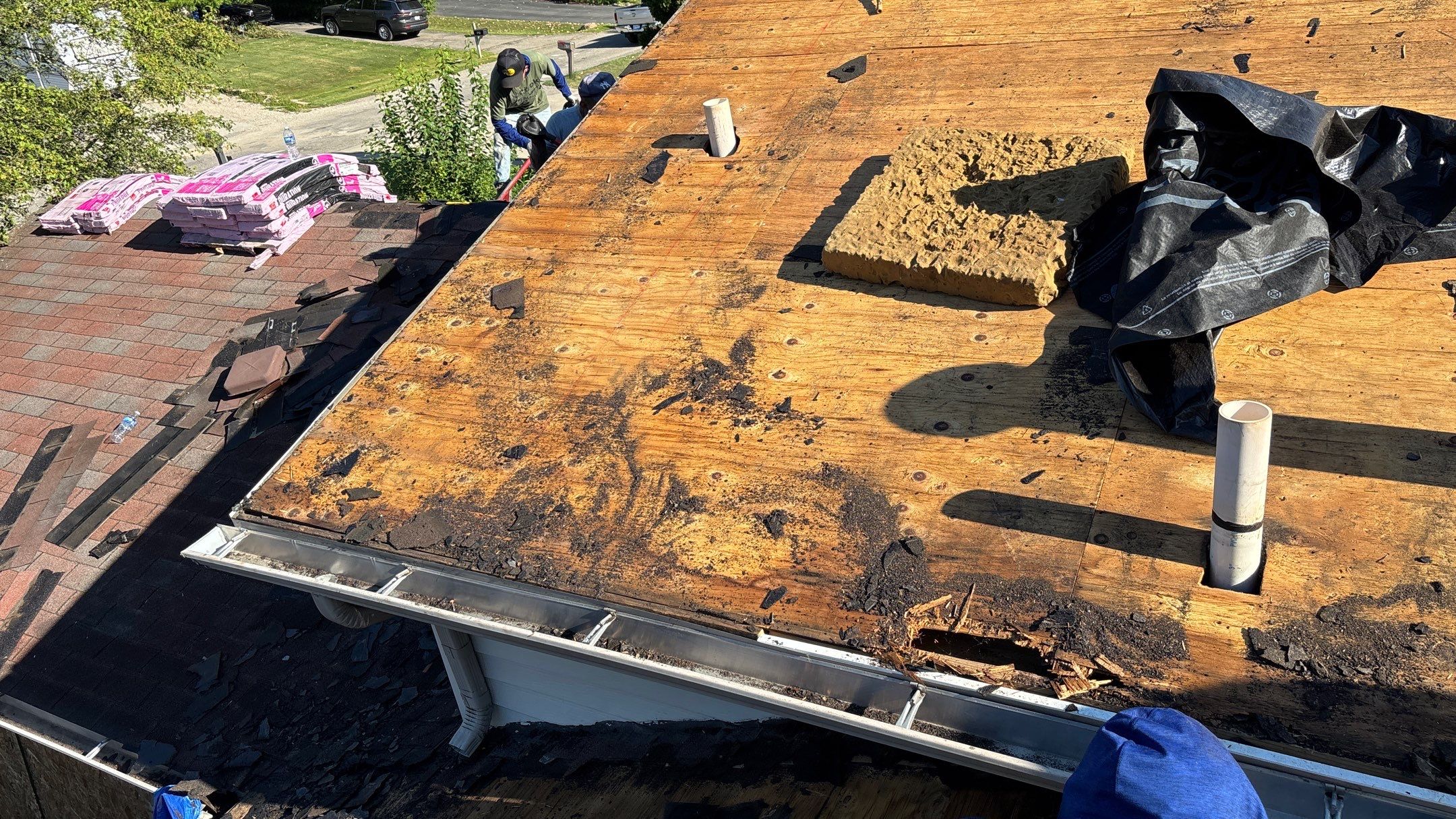 Roof Replacement using Owens Corning Brownwood by 180 Contractors