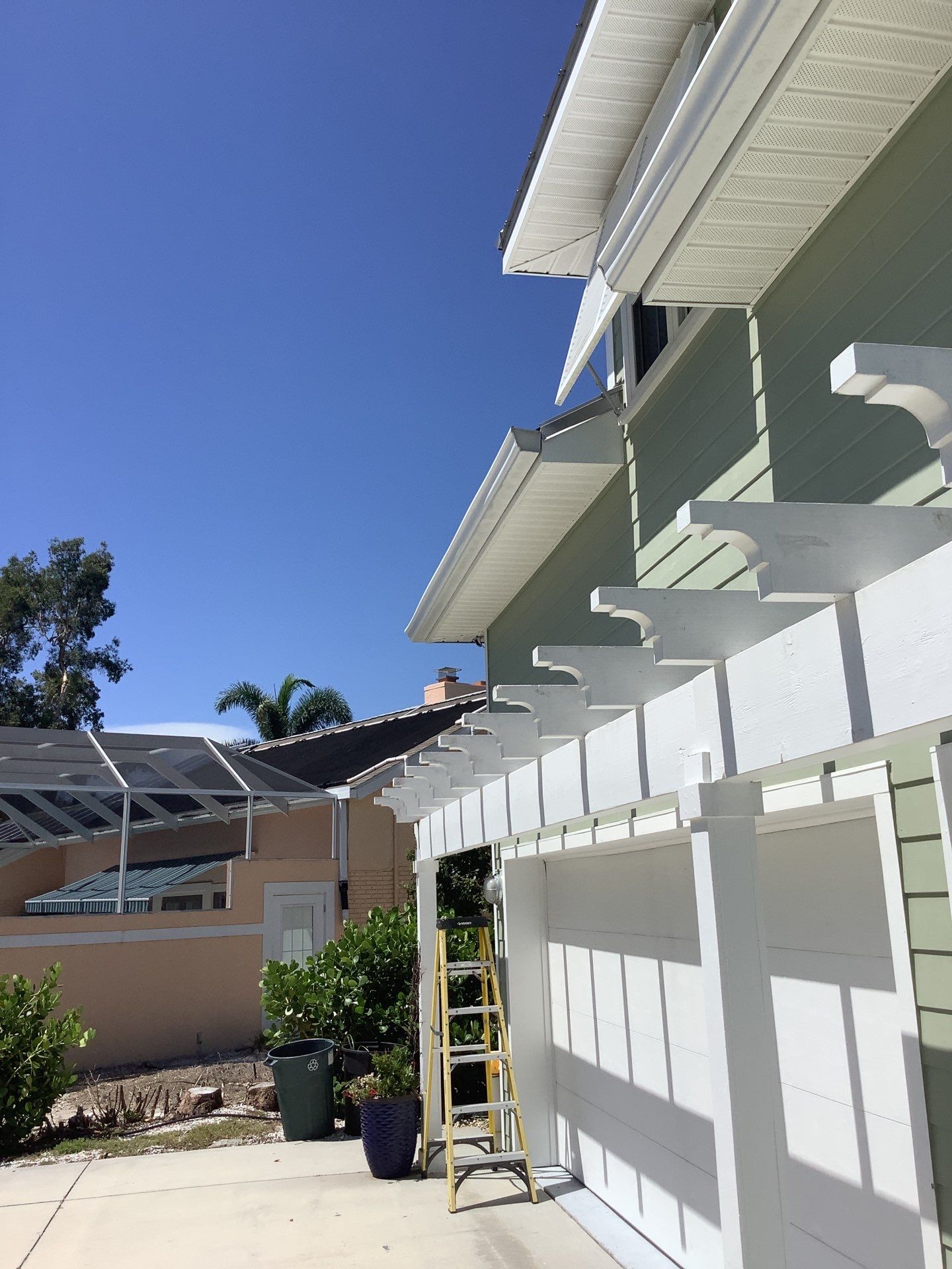 Gutter Cleaning Service in Sarasota FL by Gutter Professors