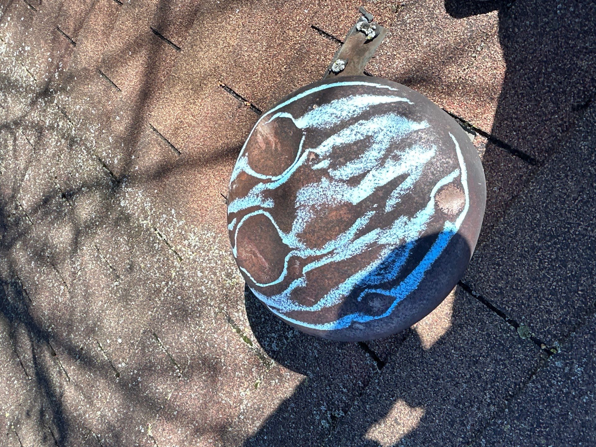 Roof and Siding Replacement using Norandex Cedar Knoll Graphite Siding and Owens Corning Durations in Onyx Black by WIW Enterprises Inc