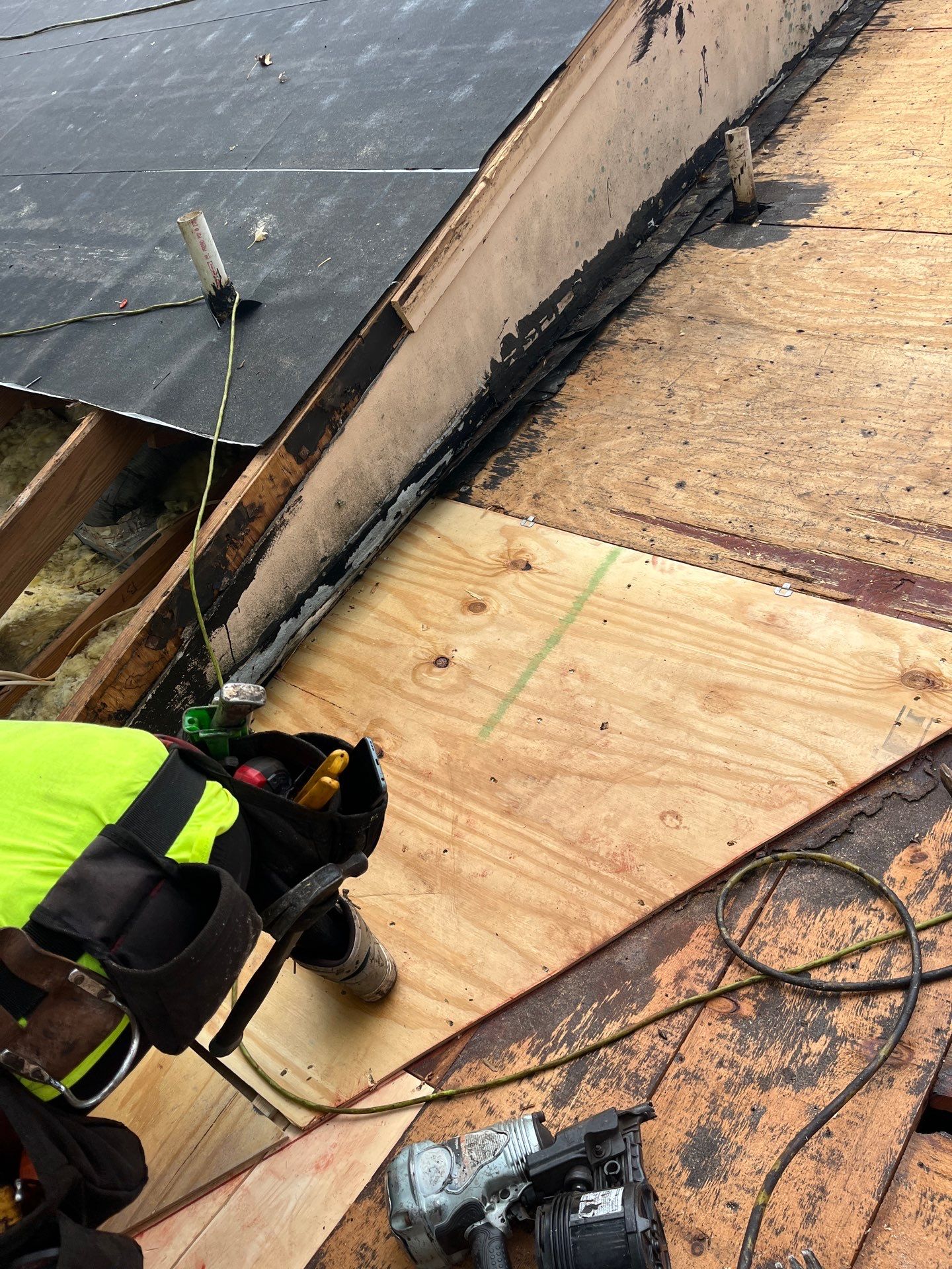 Project in St. Petersburg 33703 by Mitchell Roofing Company LLC