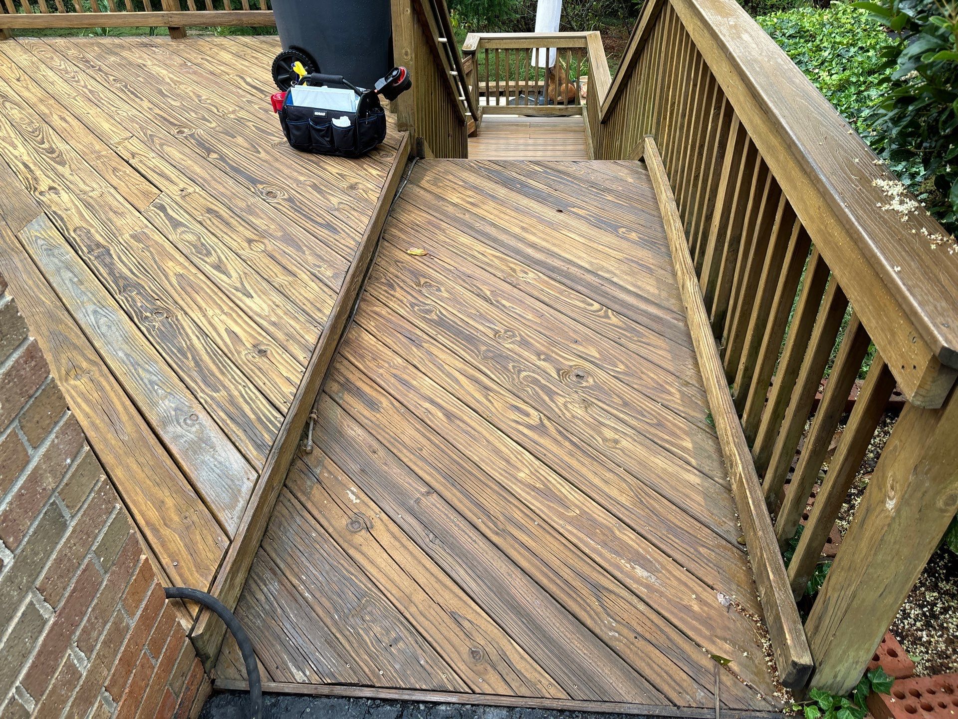 Deck using Wood Sealant by DuraSeal