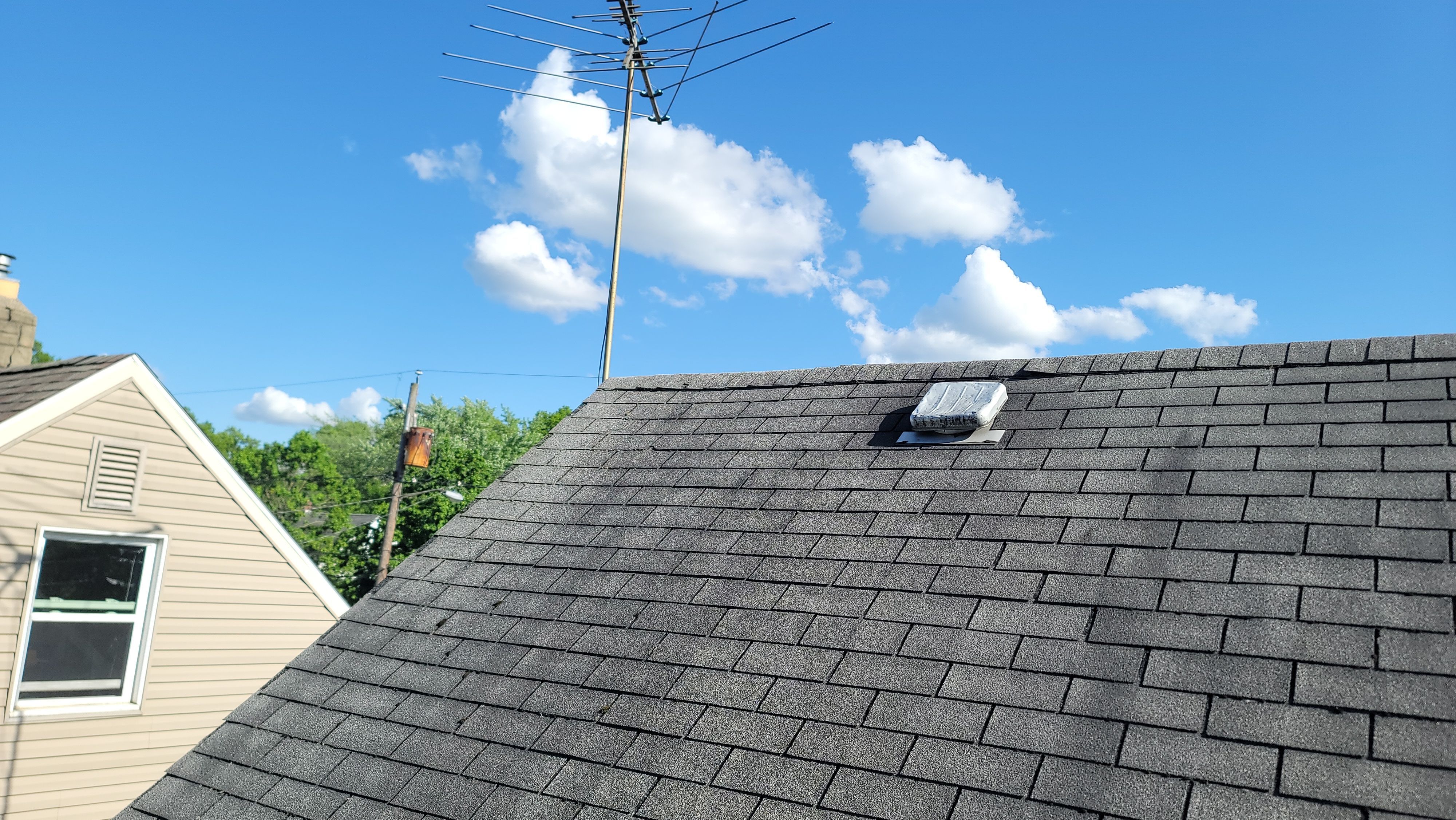 Atlas Pinnacle, Color, Copper Canyon, Drip Edge, Color, White by Eagle Eye Roofing