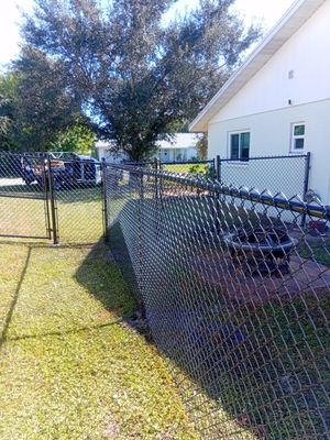 Chain Link Install in Port Charlotte