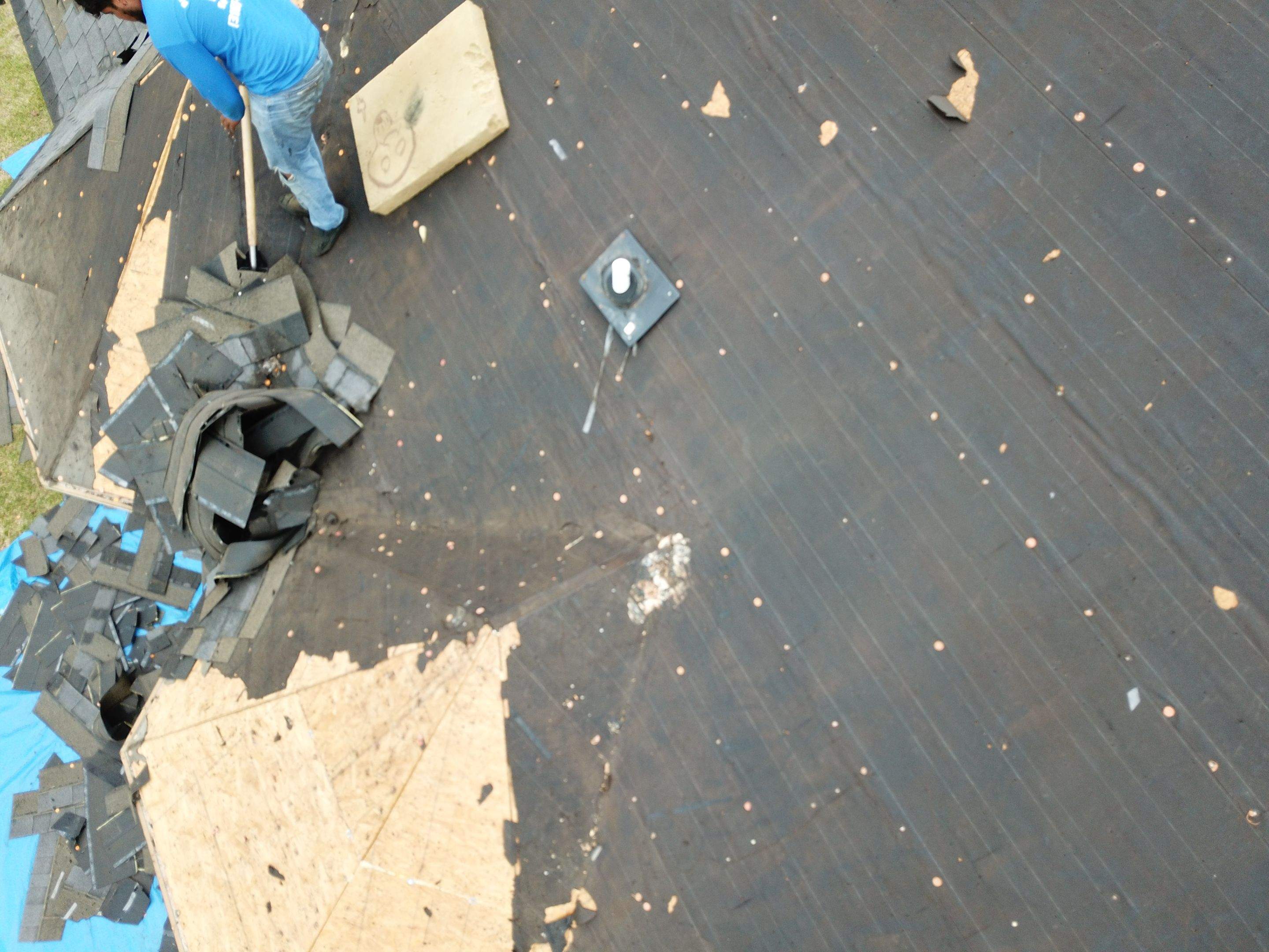 Residential Roofing Installation using Malarkey Architectural Vista Shingles by Hostetler Roofing