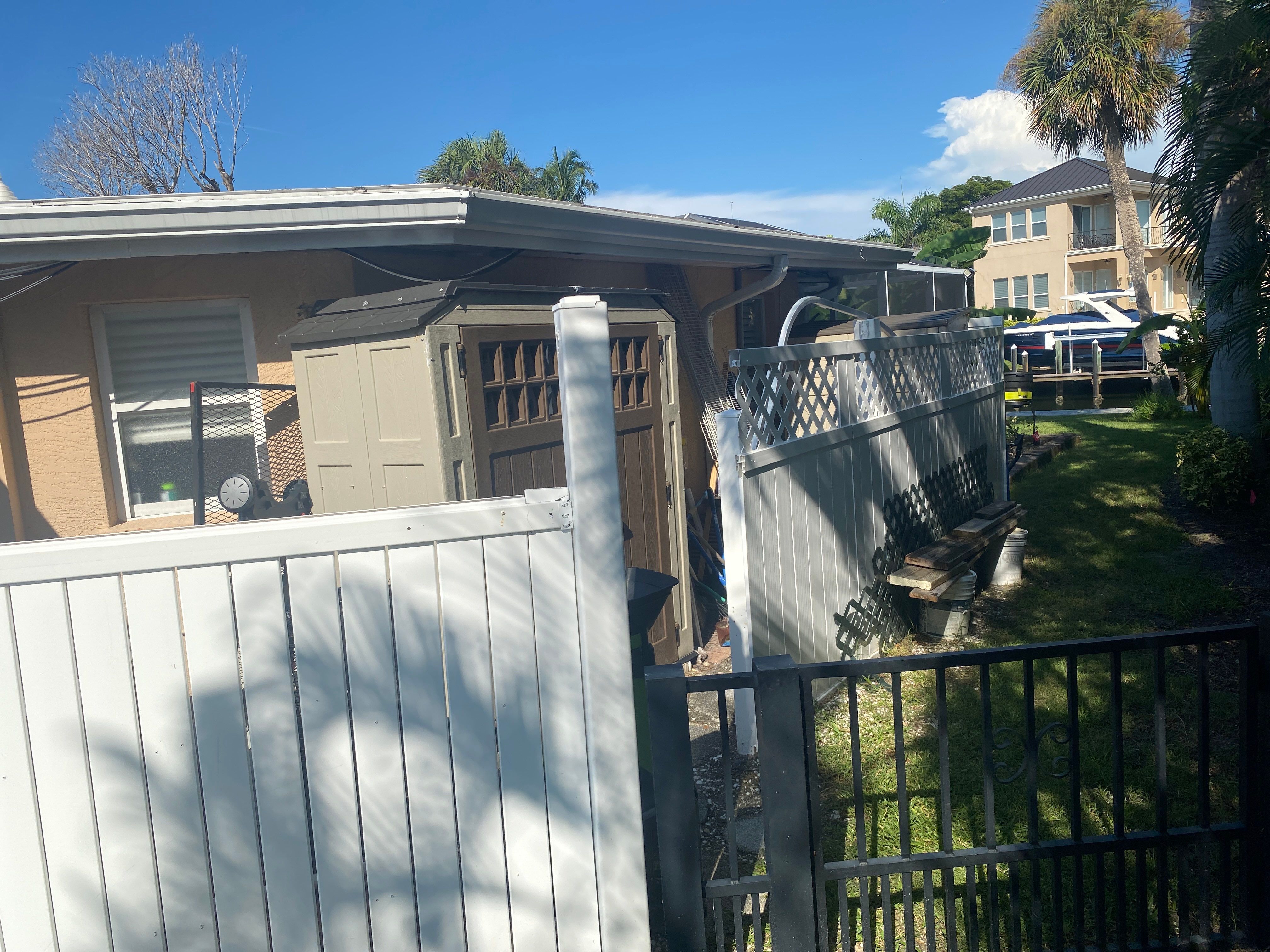 Aluminum Seamless Gutters in Longboat Key FL by Gutter Professors