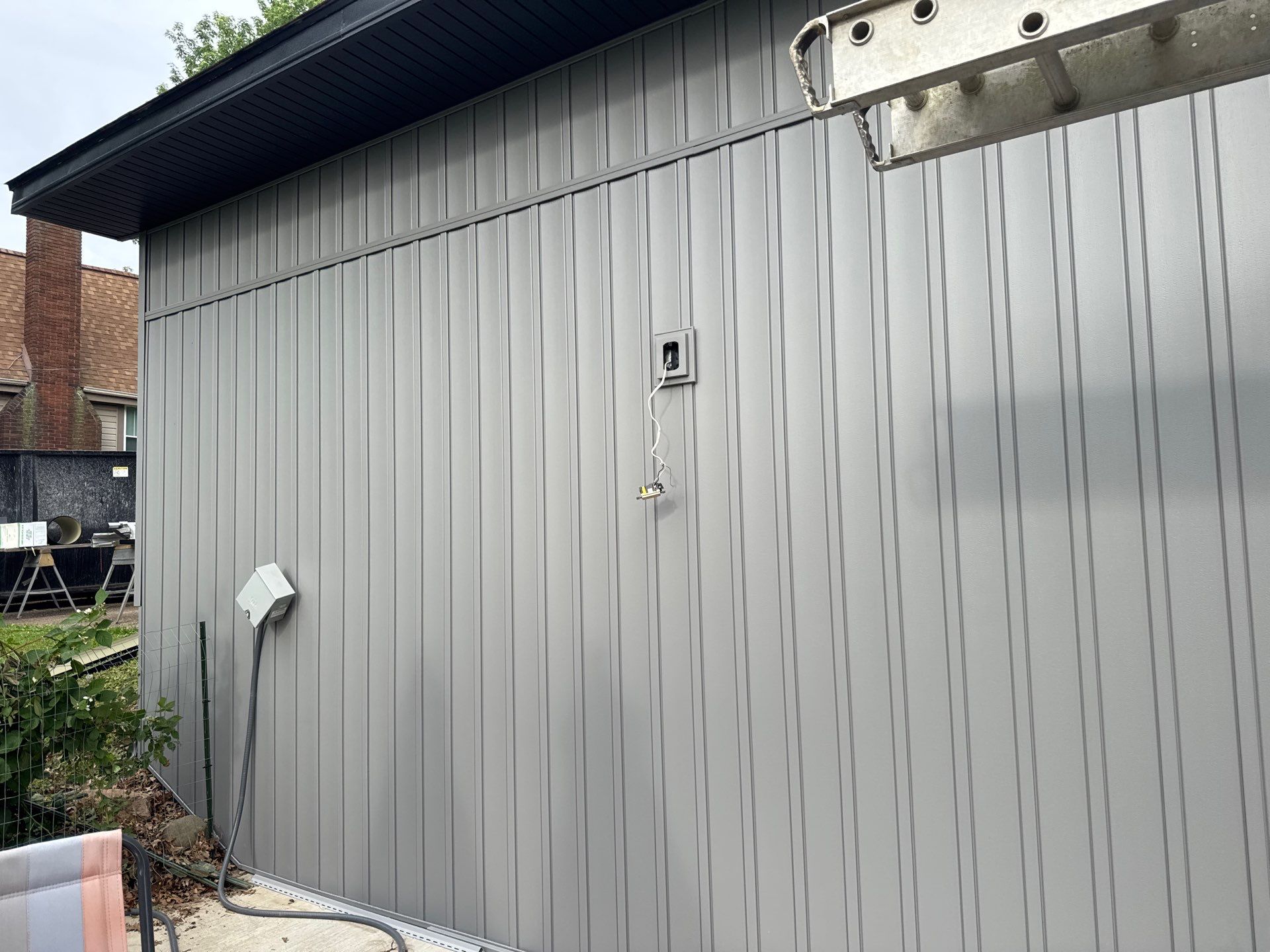 Lori & Darren Burrows by Silver Leaf Contracting 