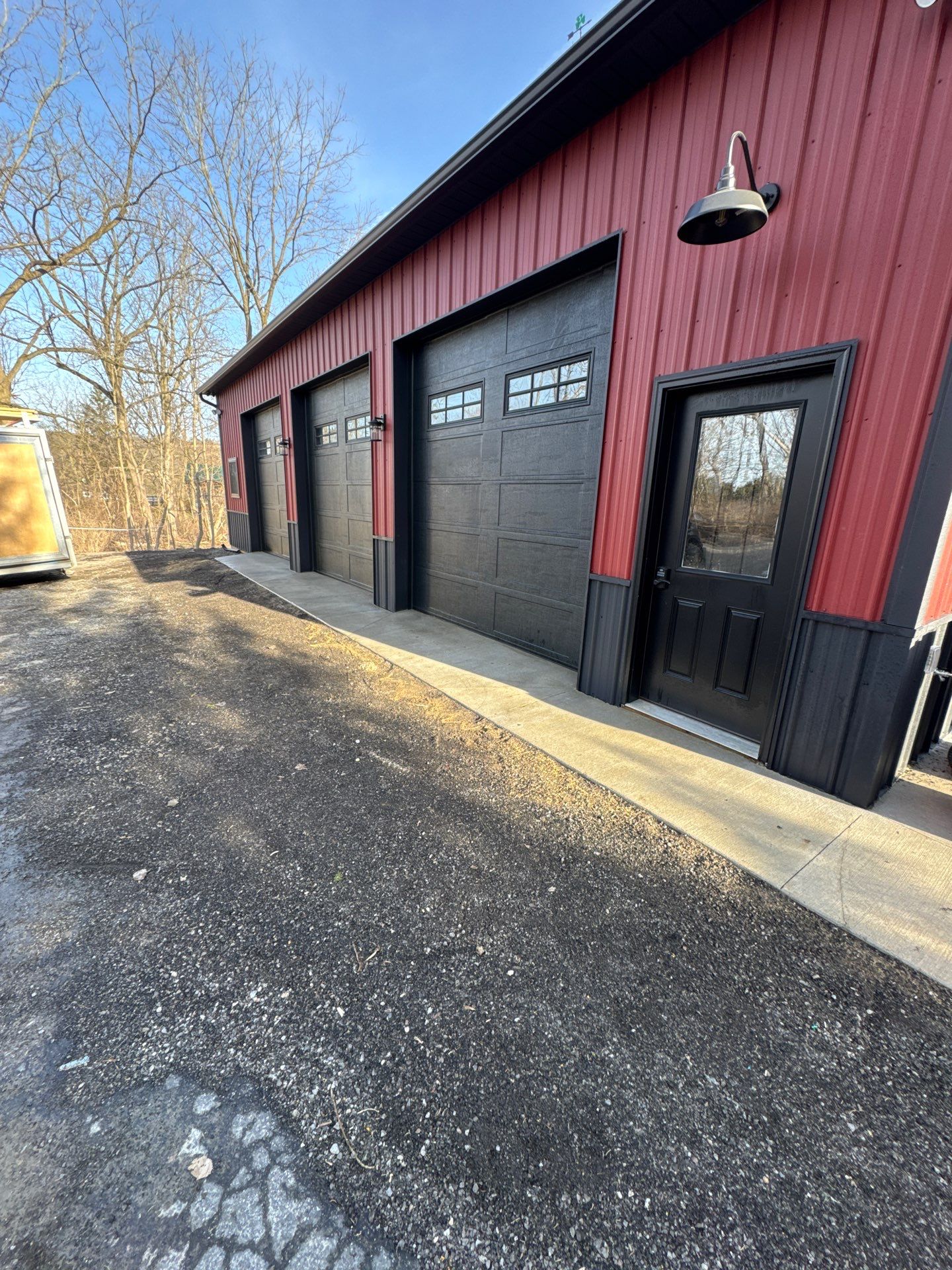 Polebarn  by Horst Custom Homes 
