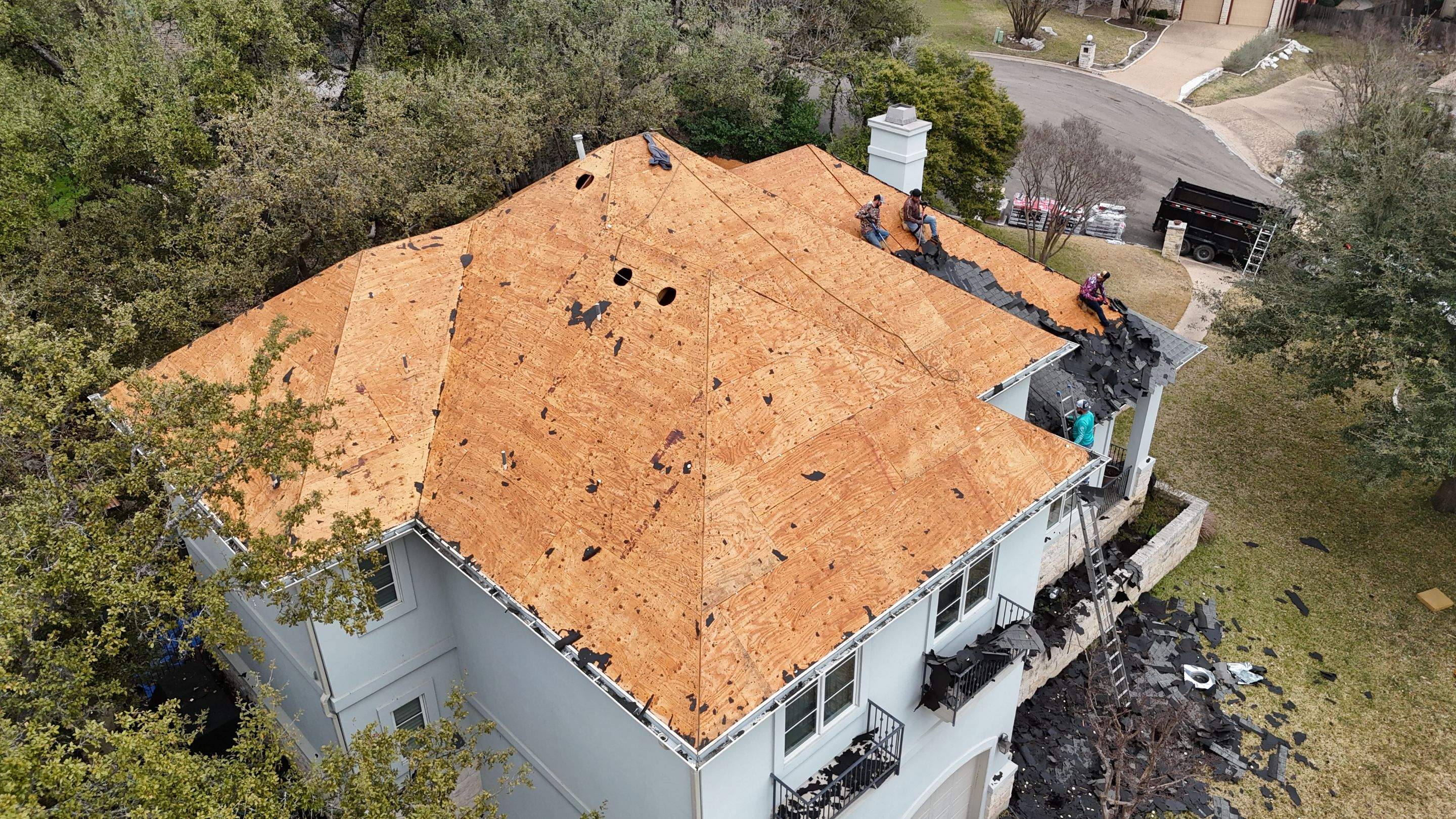GAF HDZ - Slate by Elite Roofing LLC