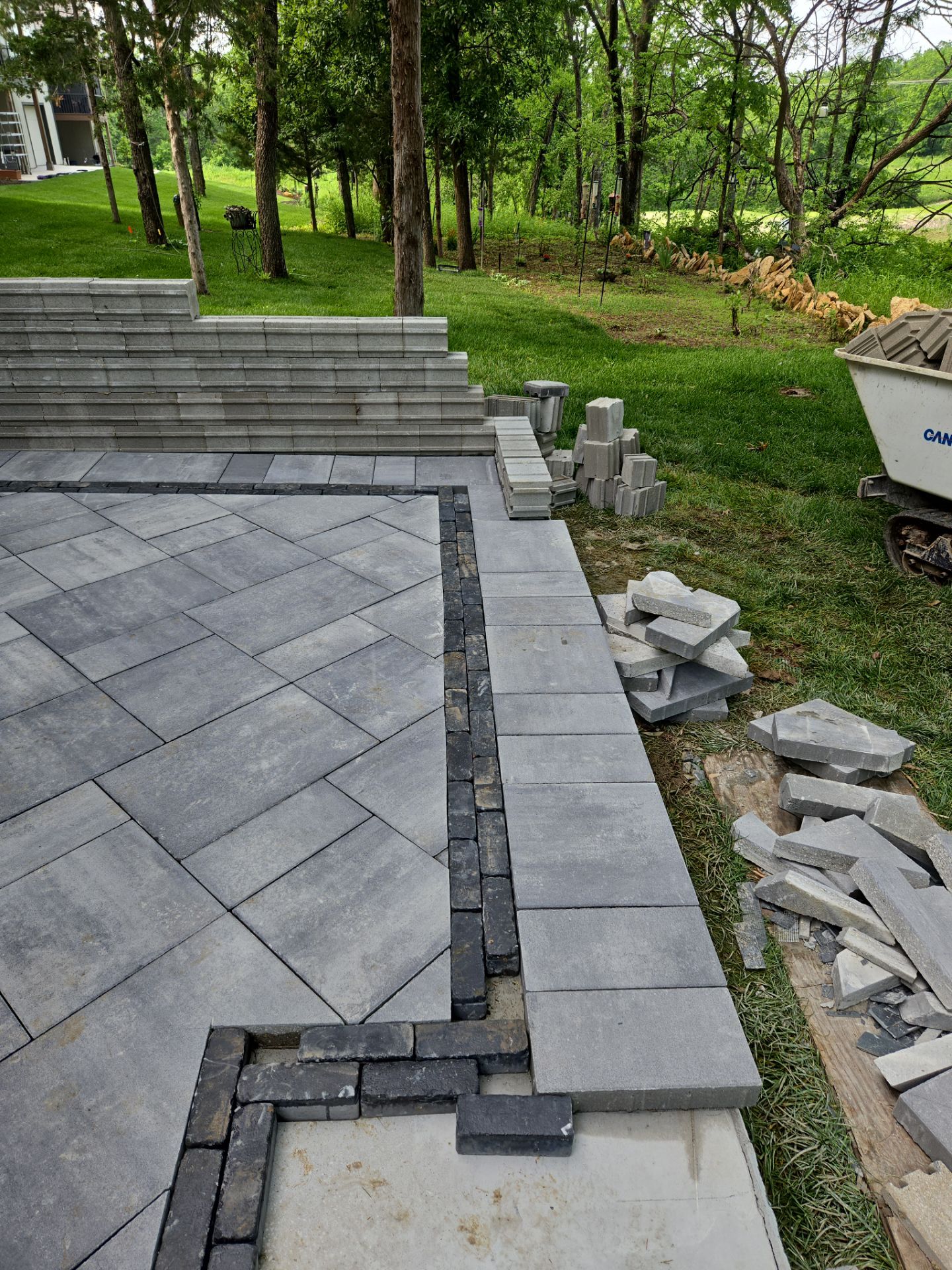 Beacon Hill Paver Patio by LAND ESCAPES LLC