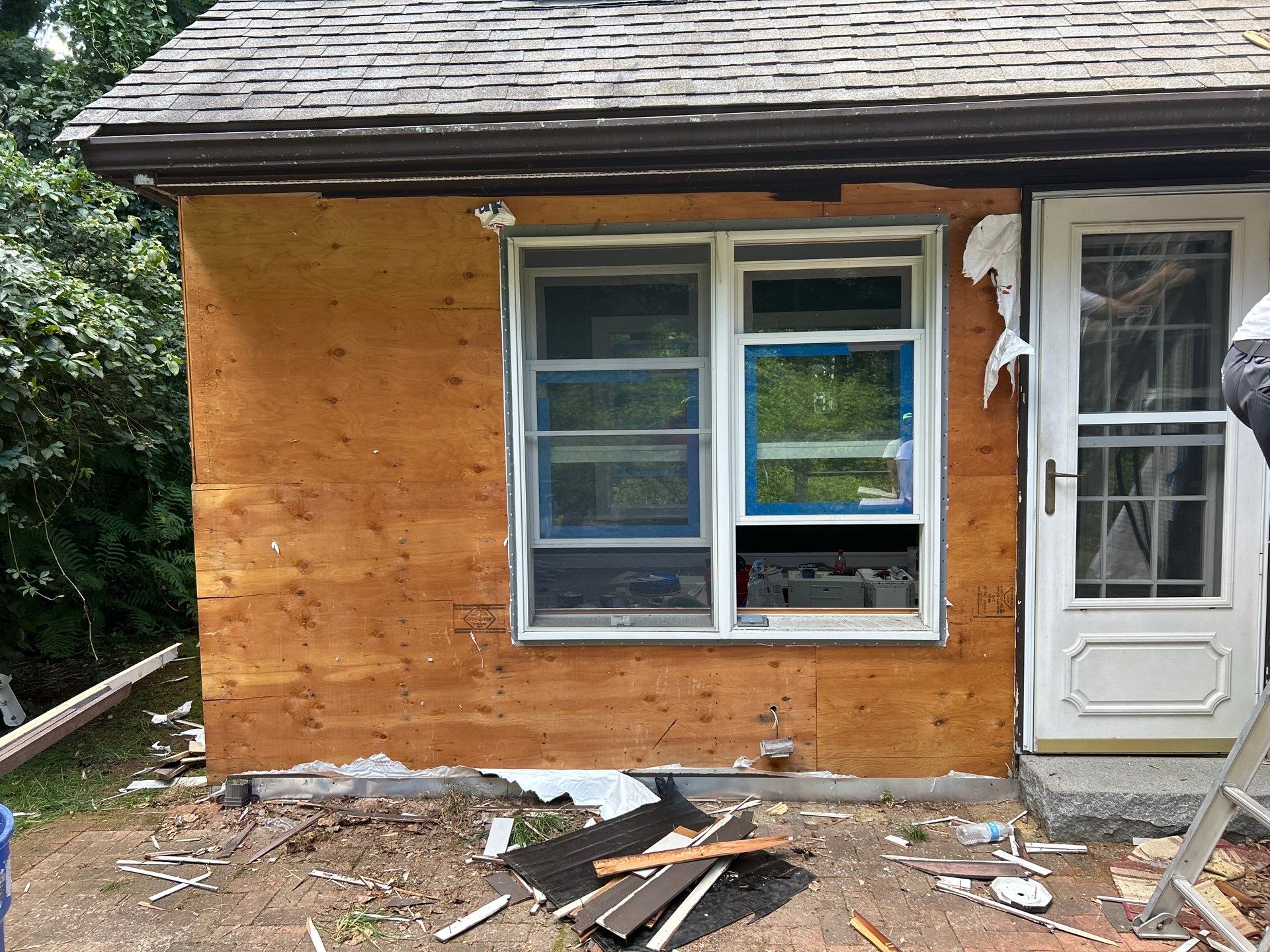Complete exterior remodeling in Ashland, MA by UBrothers Construction
