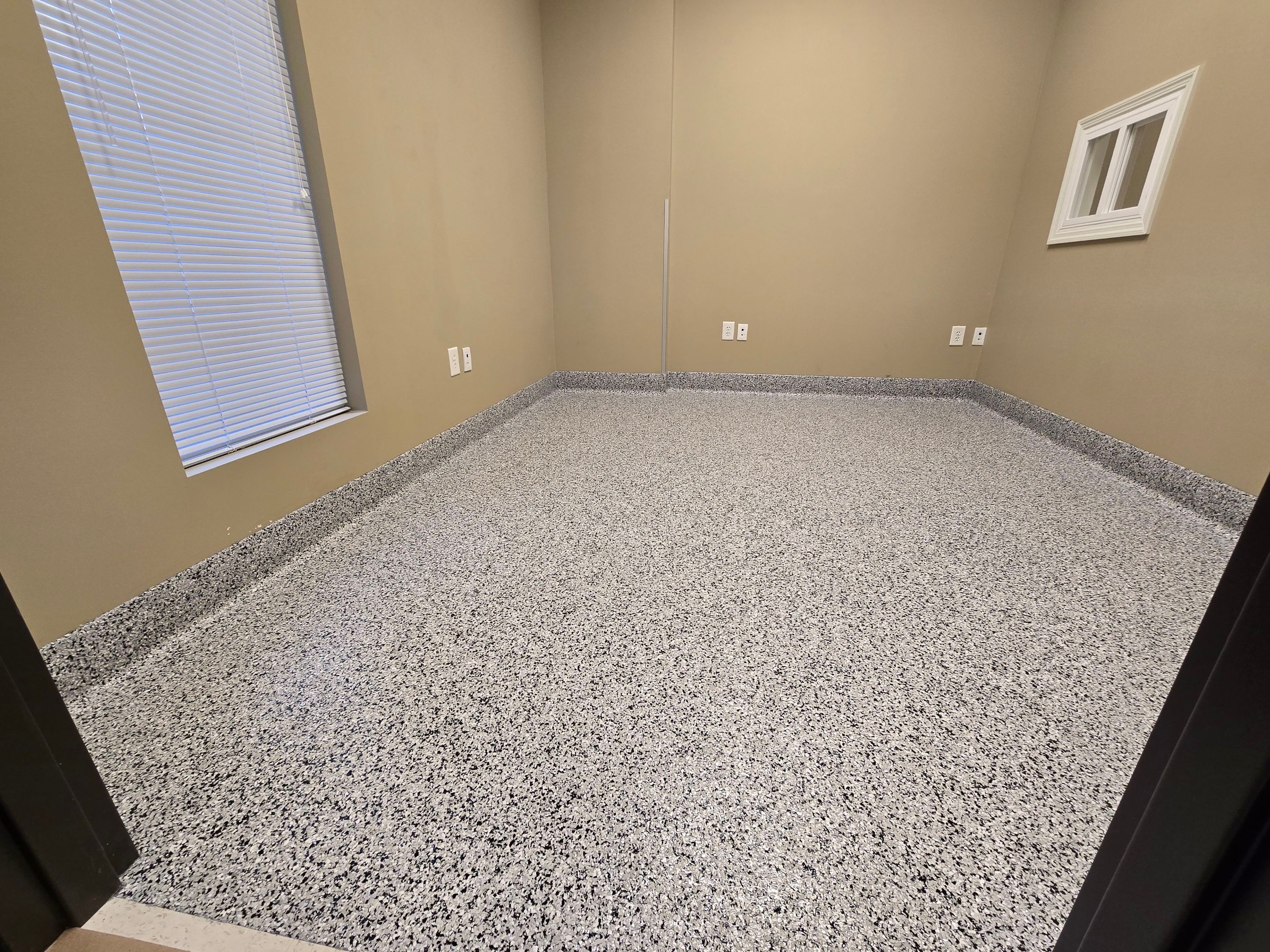 Floor Completed Using Houndstooth by Elite Floor Solutions