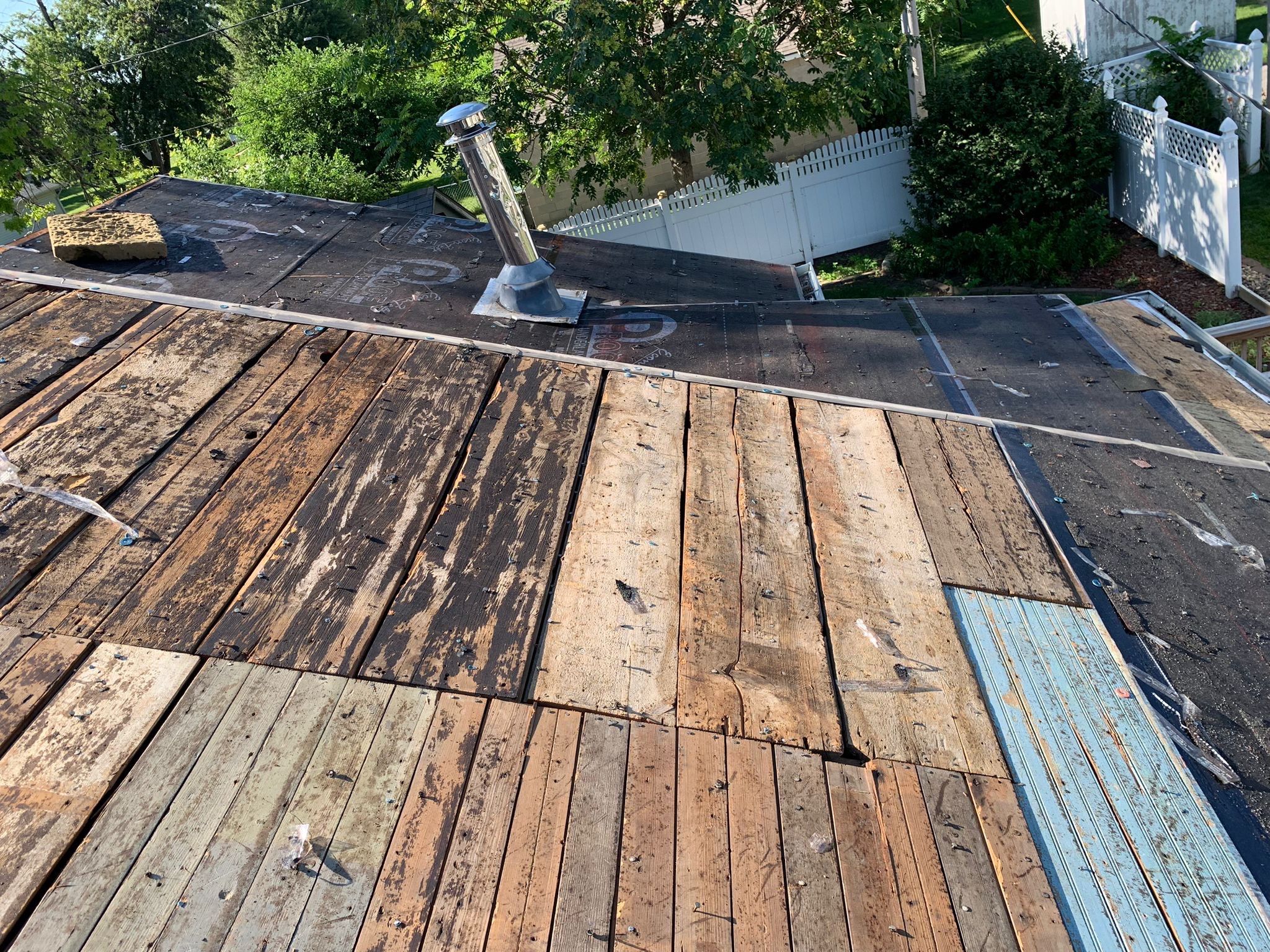 Residential Roofing Installation using Owens Corning Duration Colonial Slate by Lightning Exteriors