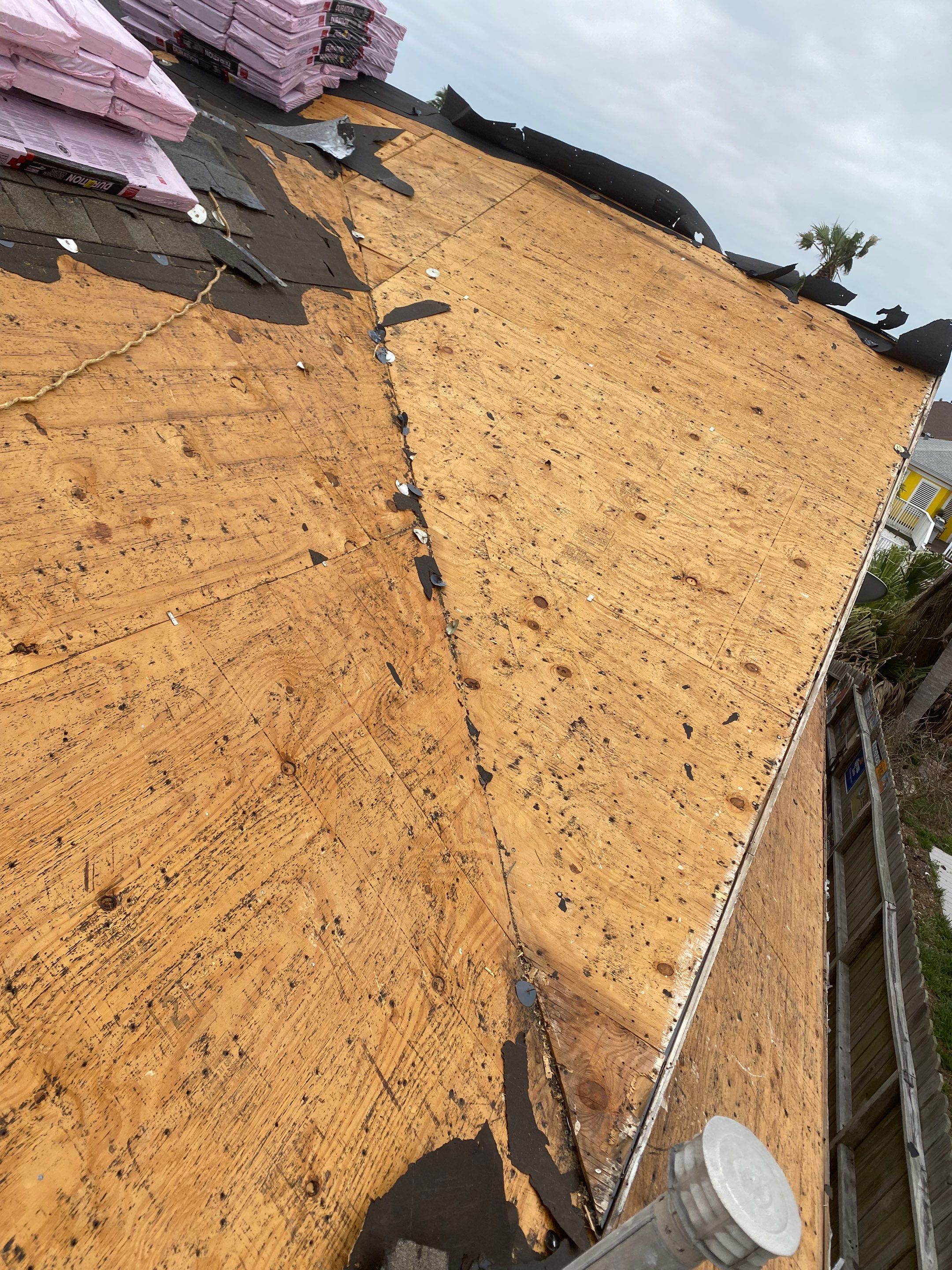 Pacific Wave by Bayfront Roofing and Construction