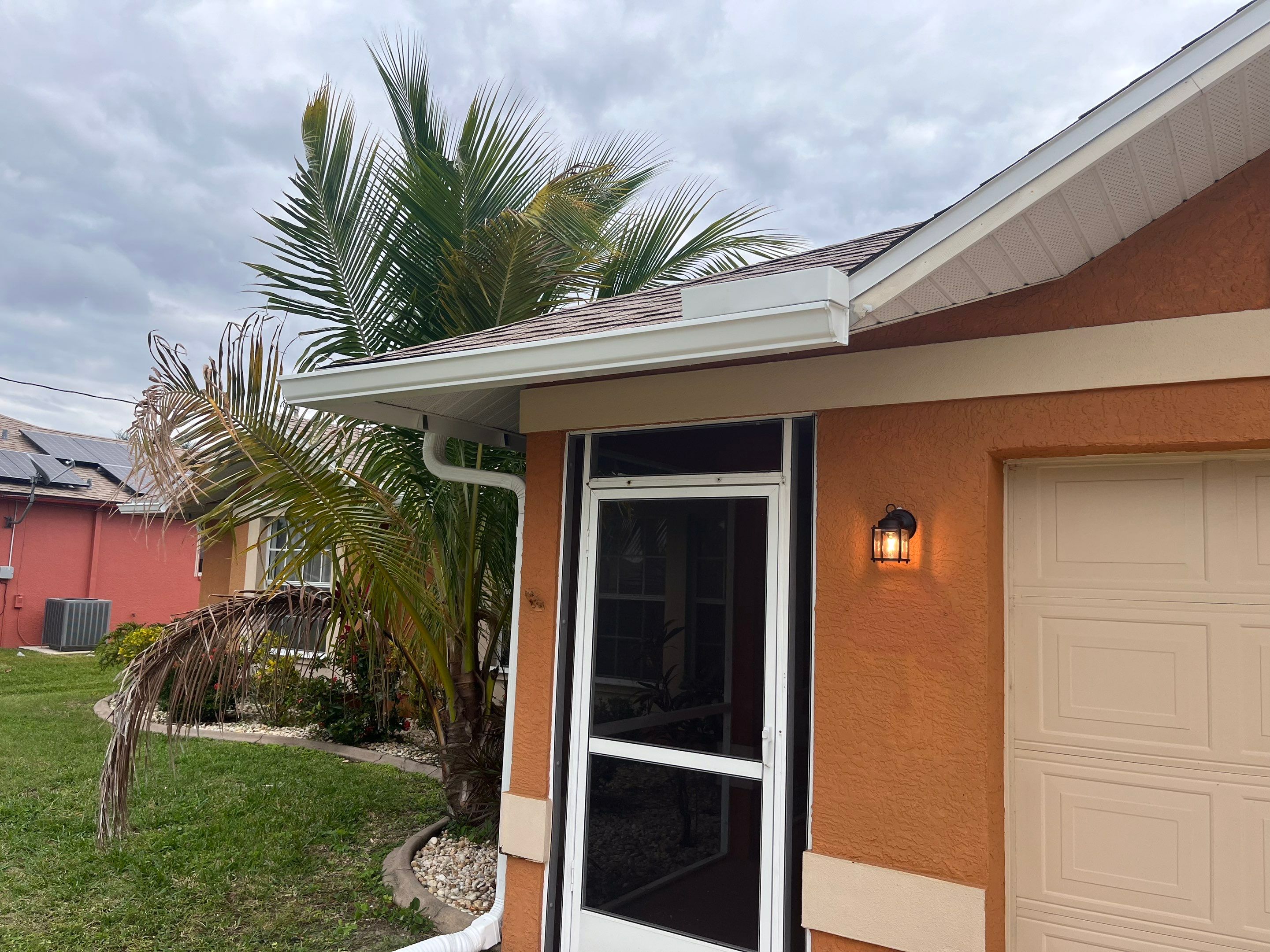 White 6-Inch Seamless Gutters in Cape Coral FL by Gutter Professors