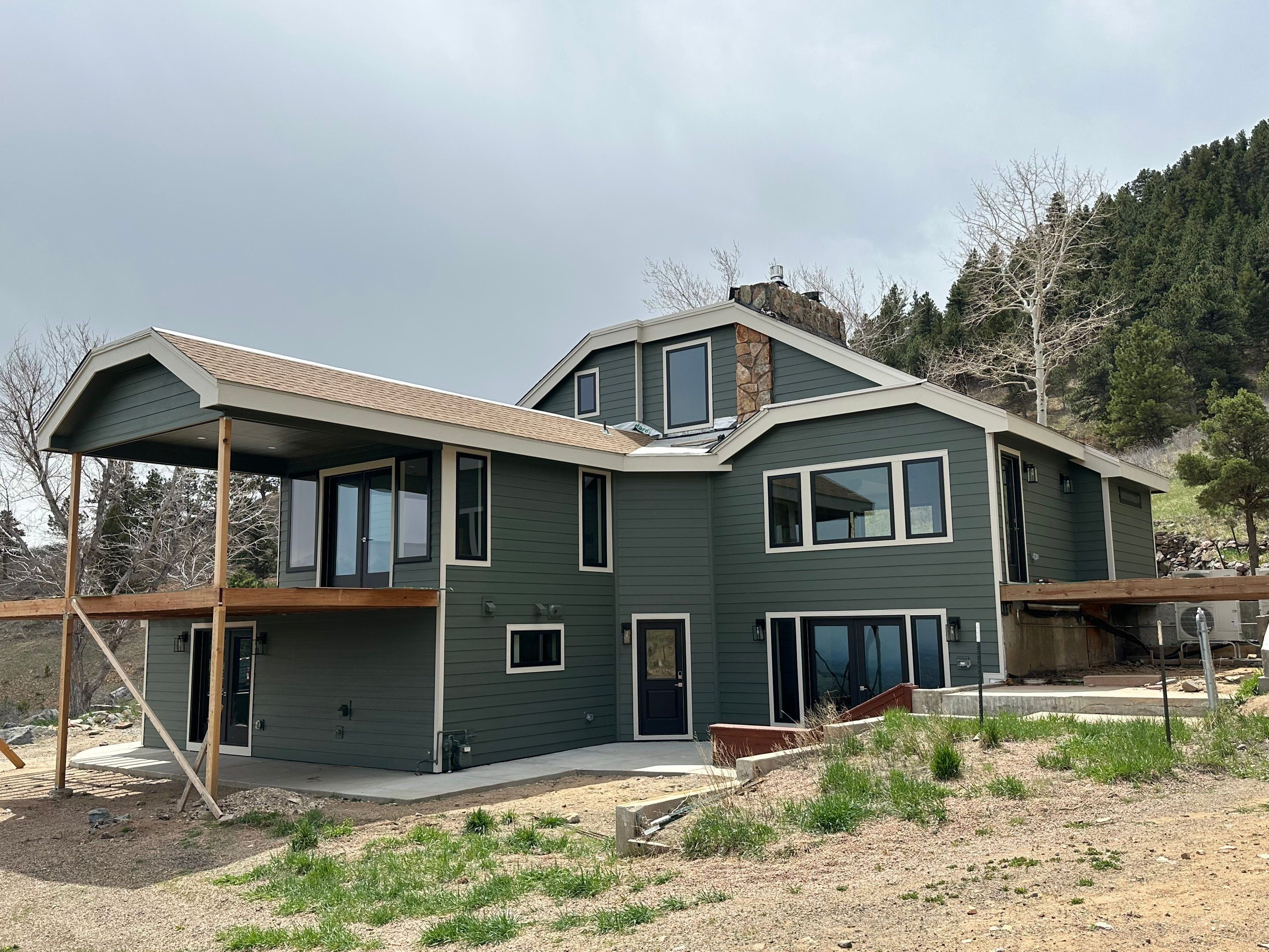 Ideal Siding Boulder featured photo.