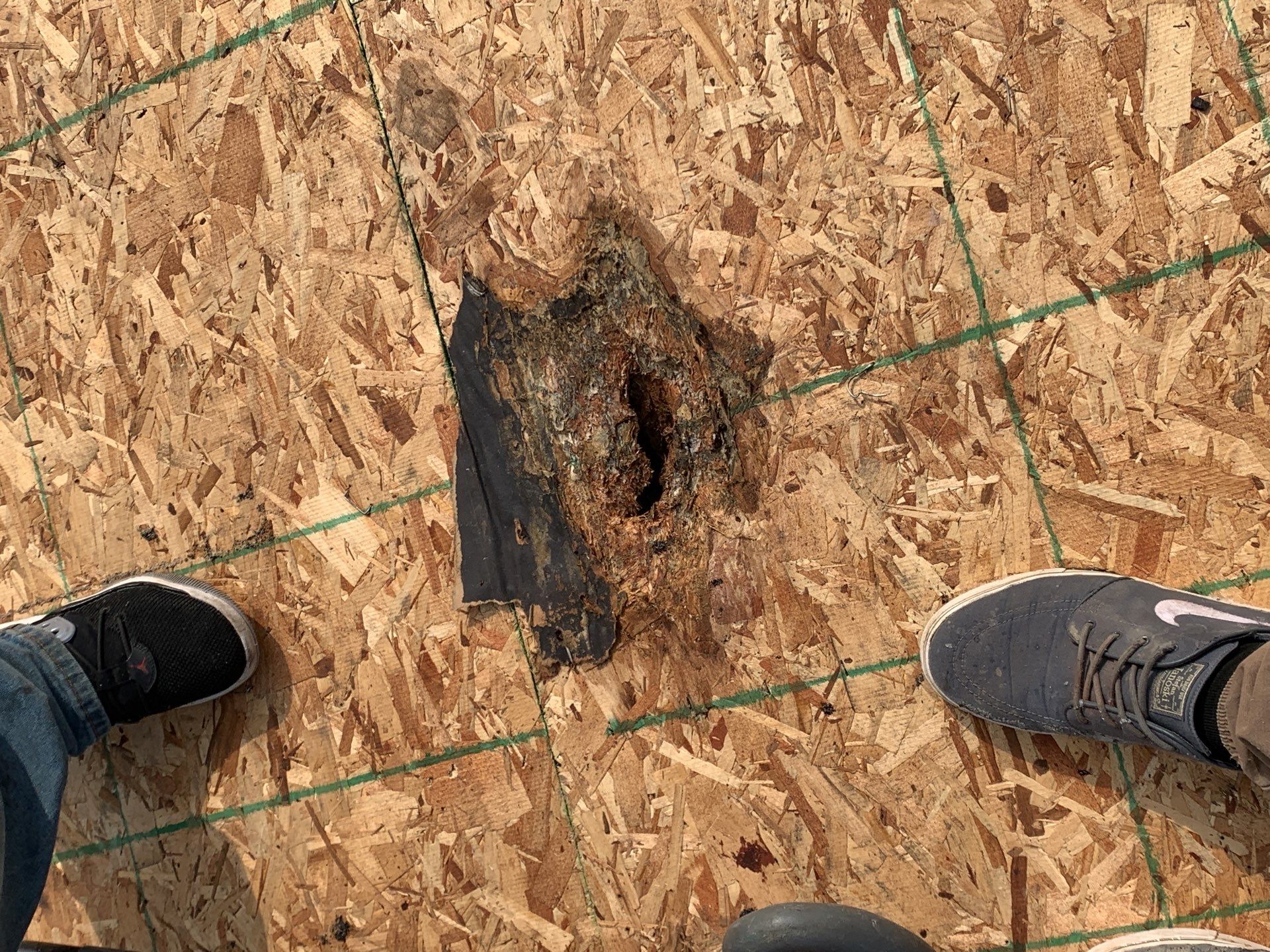 Roof Replacement using CertainTeed Landmark by 180 Contractors