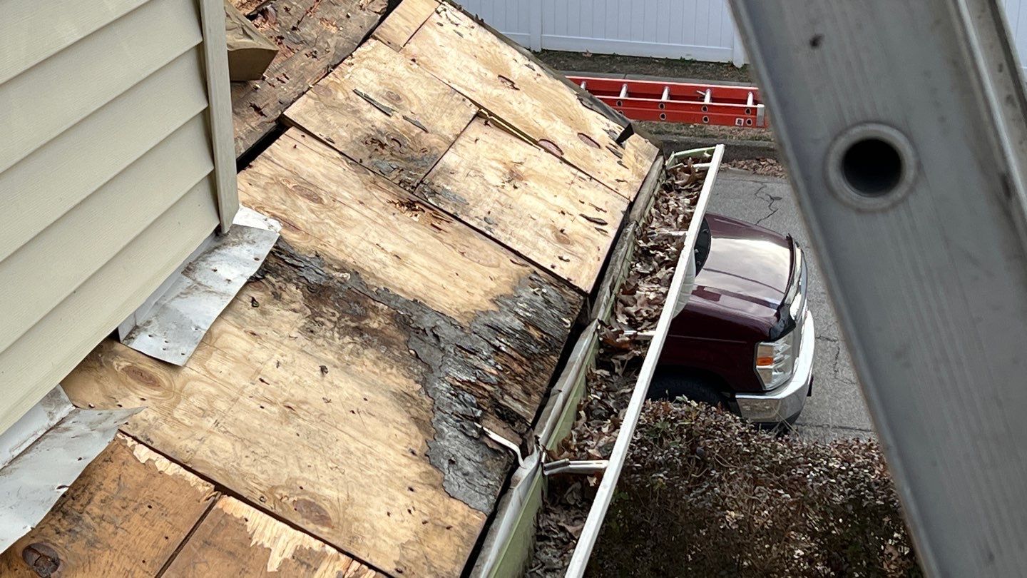 Rustic Cedar Shingles by Reimagine Roofing