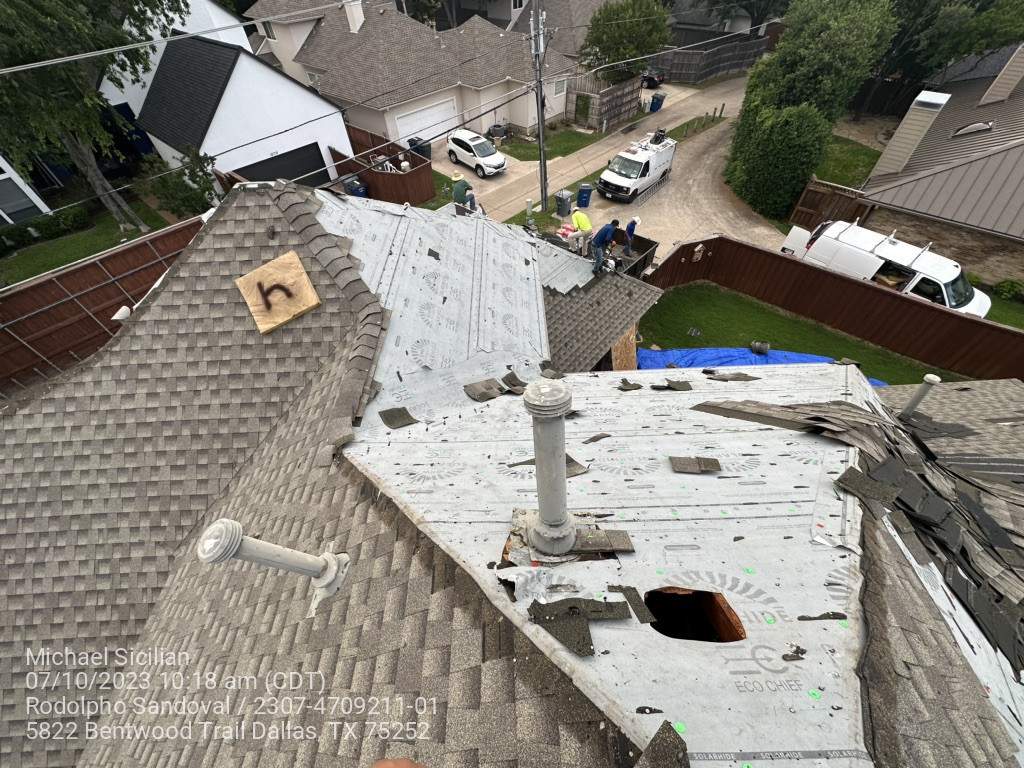 Project in Dallas by Zeus Exteriors