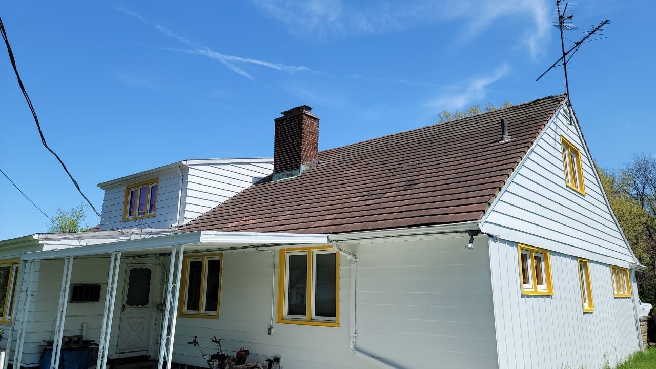 ATLAS PINNACLE COLOR: WEATHERED SHADOW DRIP EDGE: WHITE by Eagle Eye Roofing