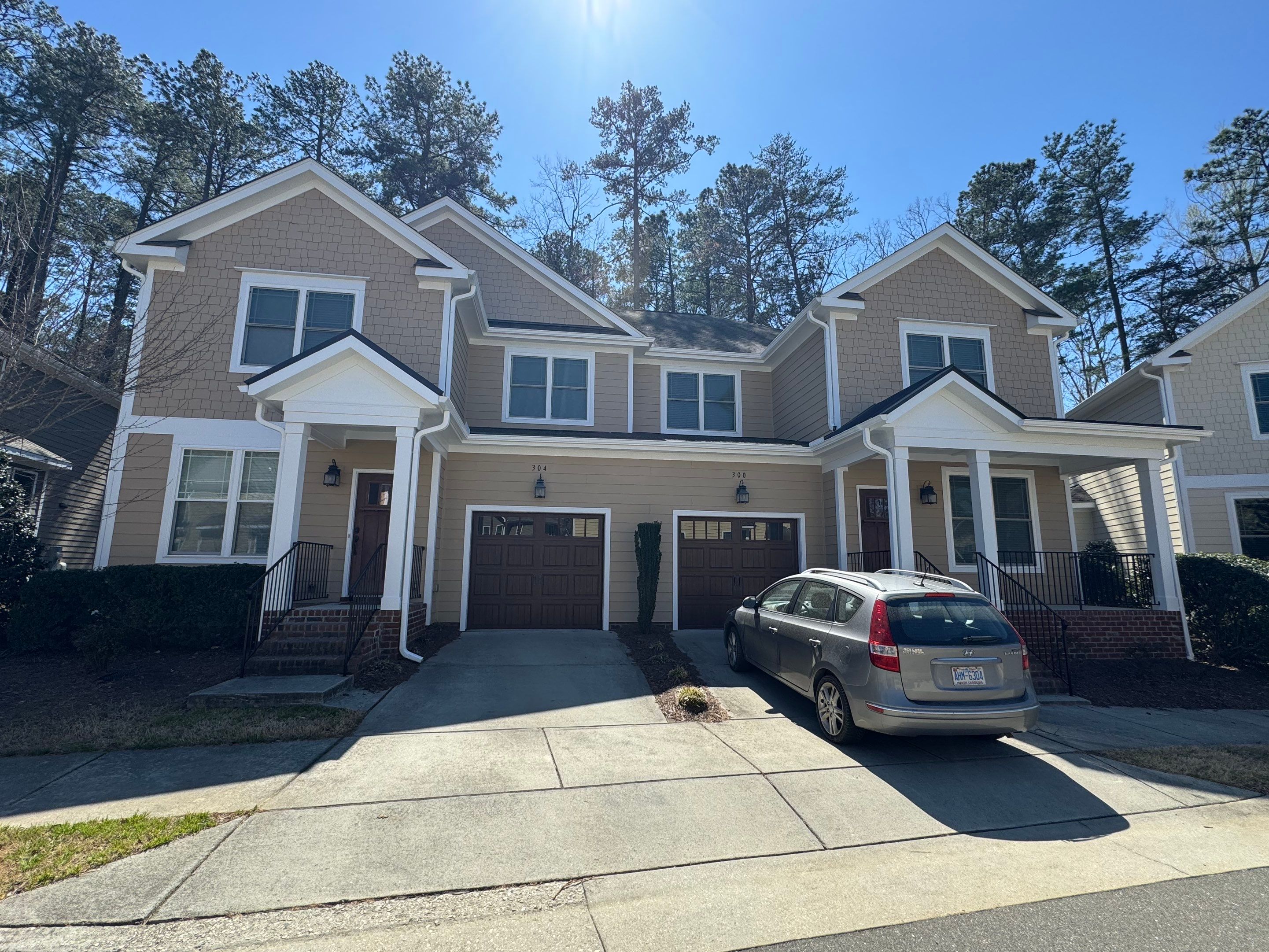 Burch Kove community  by GonzalezPainters & Contractors Inc 