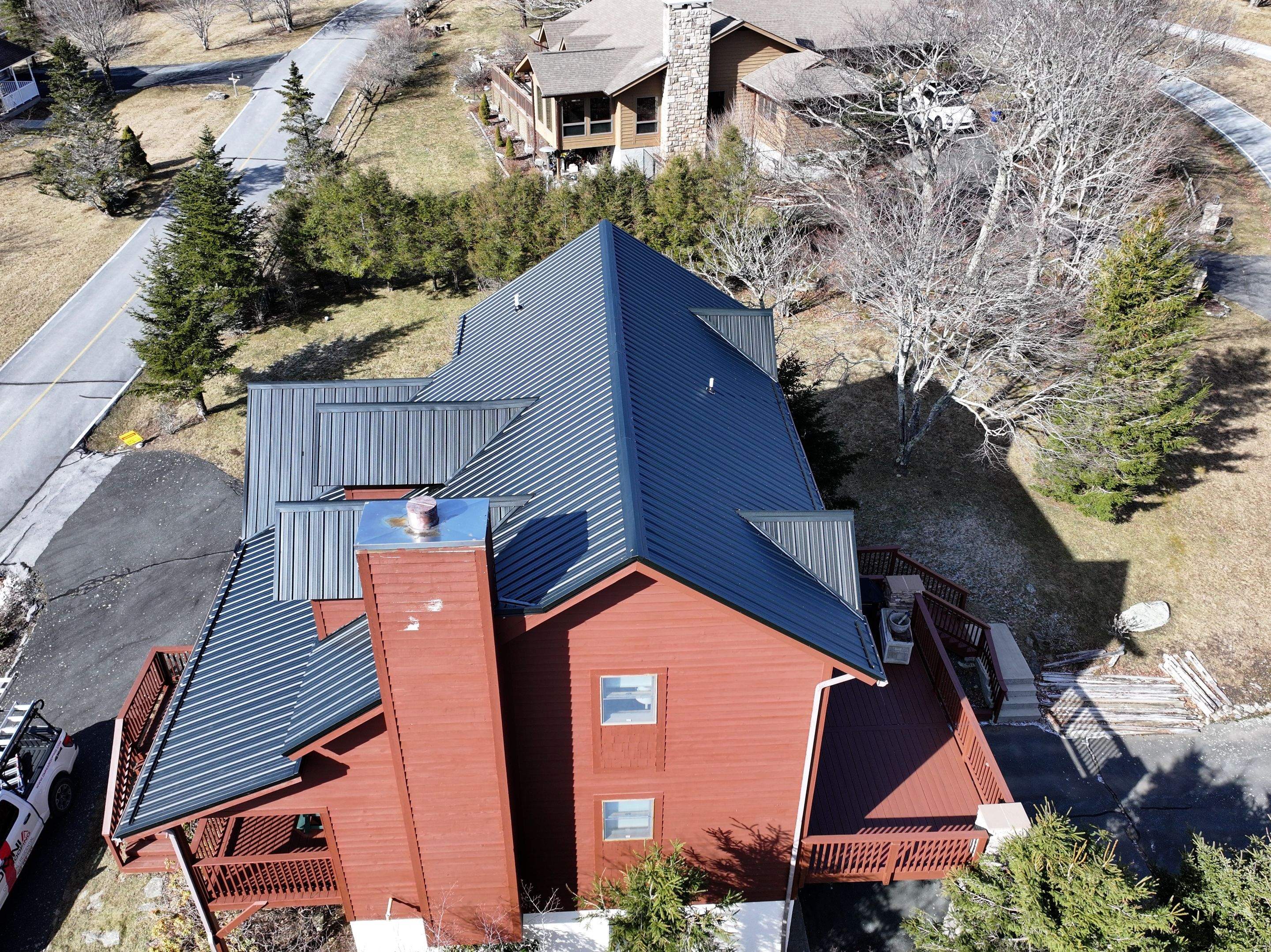 Dameron Residence by Omnia Roofing