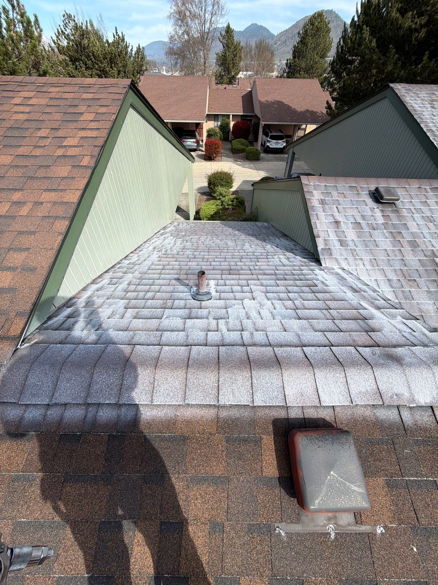 Project in Grants Pass by Roof Maxx of Grants Pass
