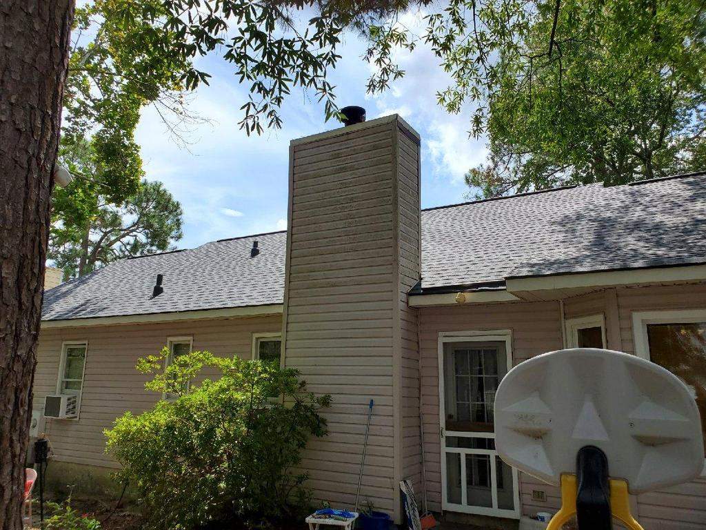 Residential Roofing Installation using Owens Corning Oakridge- Williamsburg Gray by Indigo State Roofing