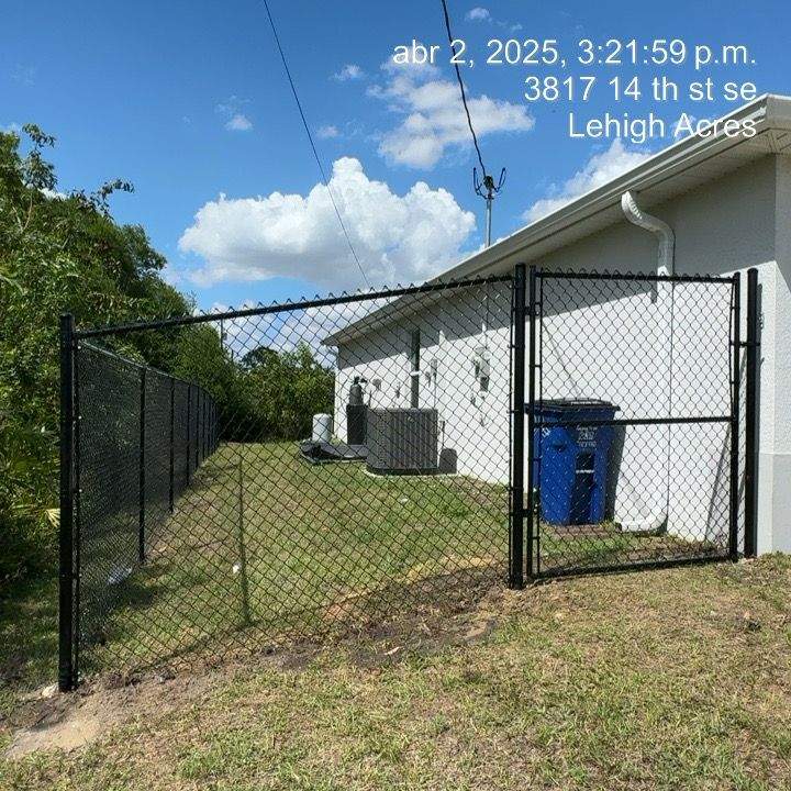 Black Chain Link Fence Installation for Lehigh Acres Property Perimeter by True Fence LLC