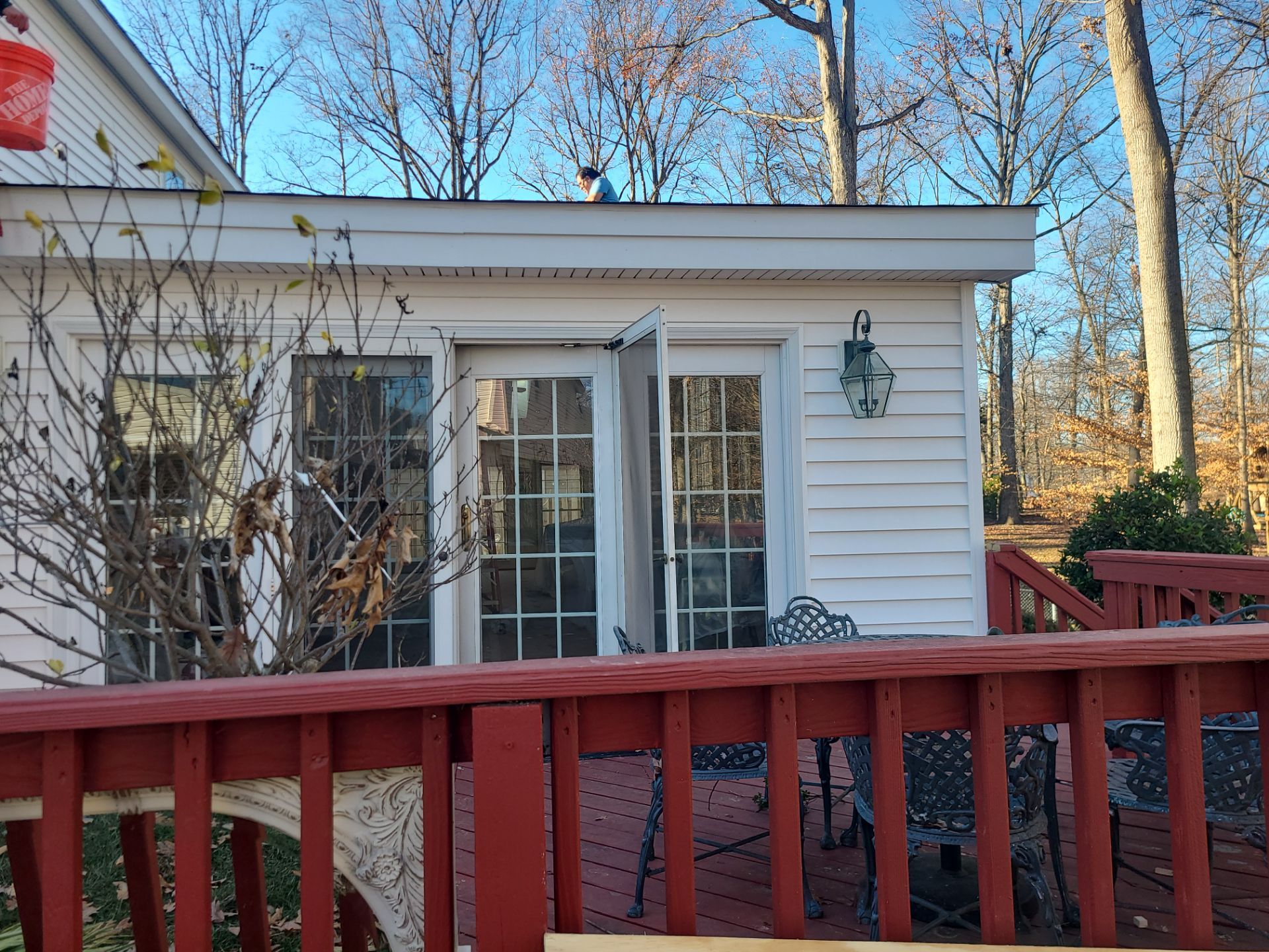 Springfield CertainTeed Charcoal Black Roof & CertainTeed Colonial White Siding by RM Banning, Inc.