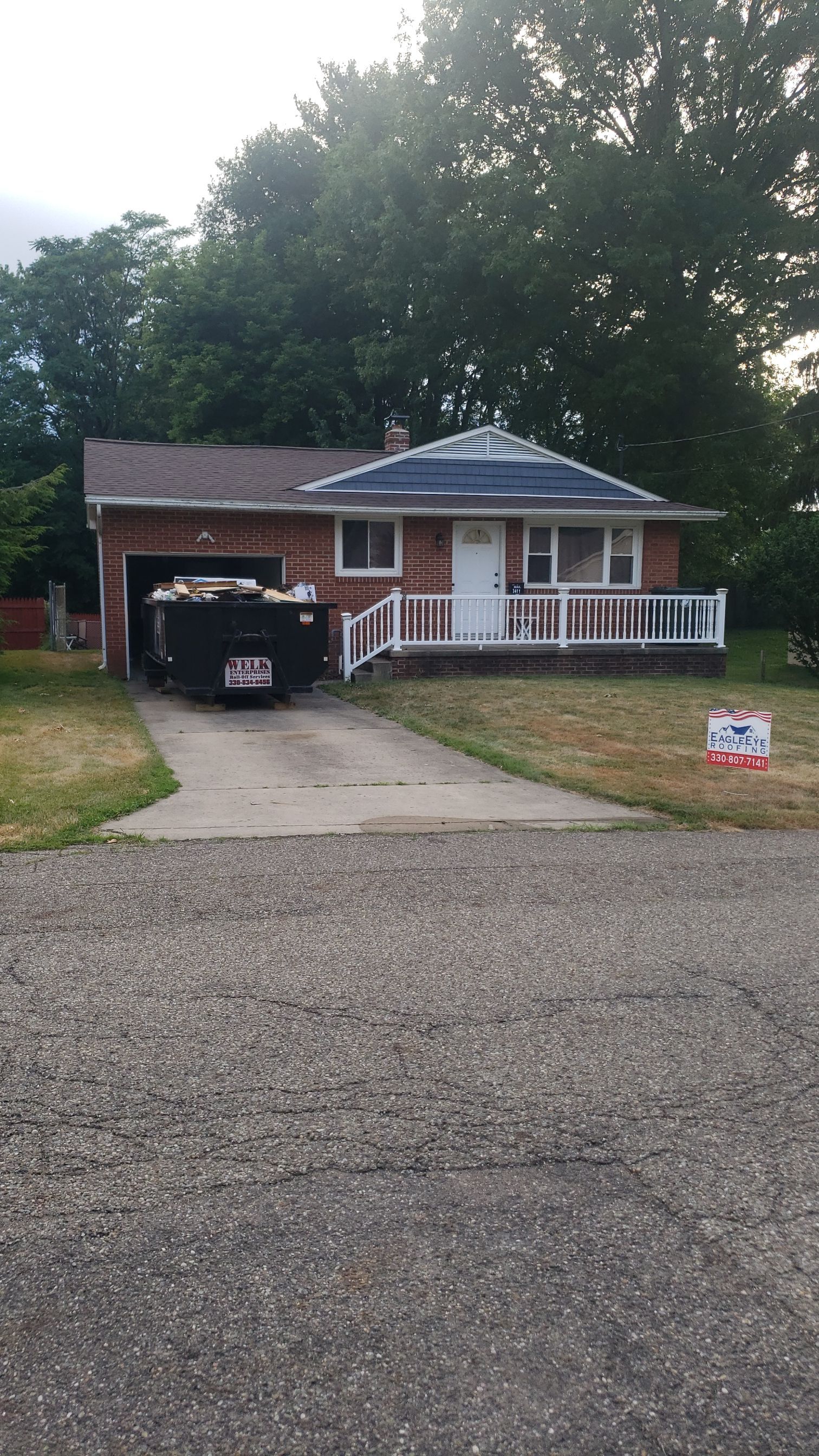 Brand: Atlas Pinnacle Color: Pristine Sunset Drip: White by Eagle Eye Roofing