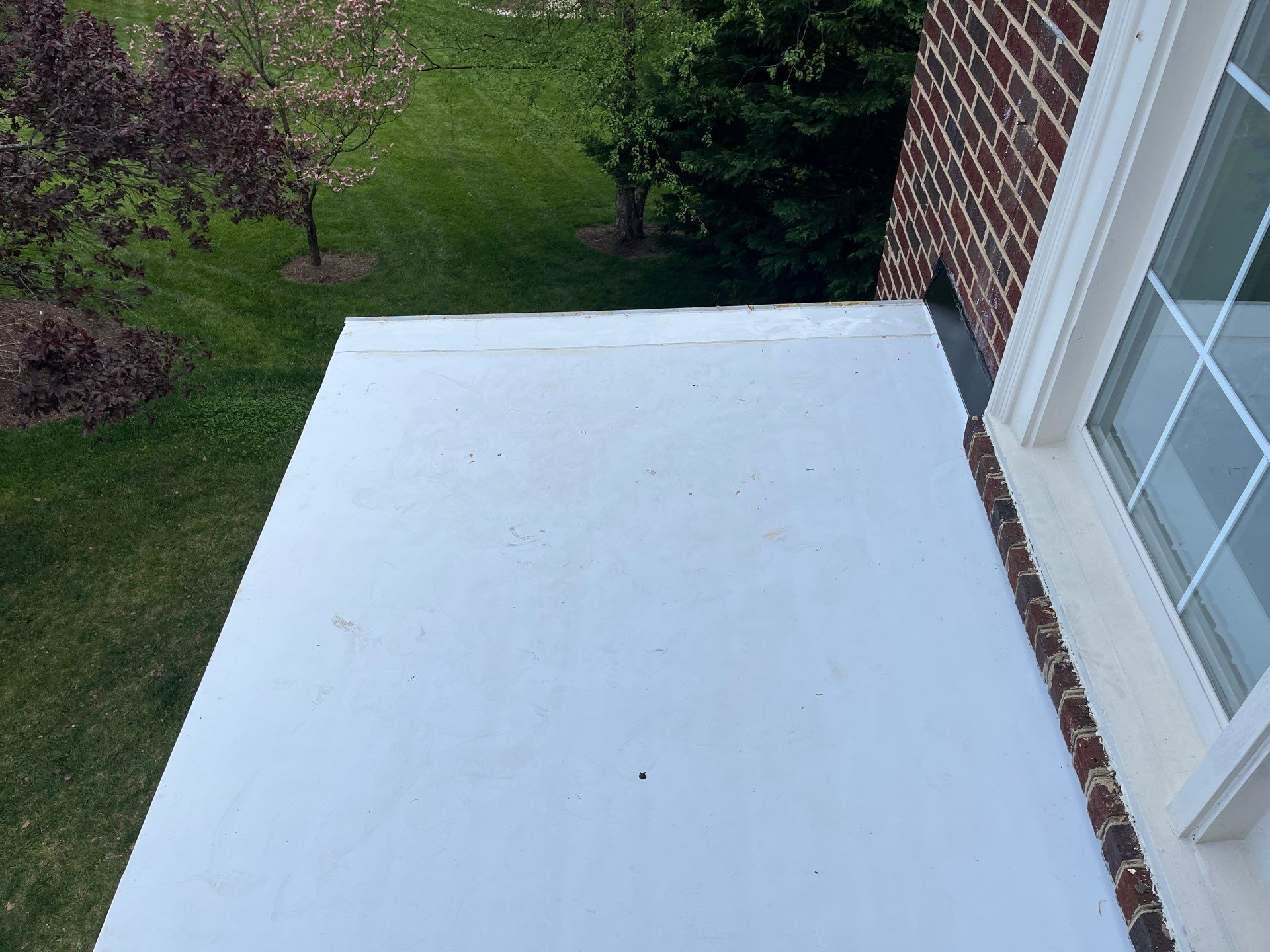 Springfield: CertainTeed Landmark Pro Designer Shingles in Max Def Charcoal Black by RM Banning, Inc.