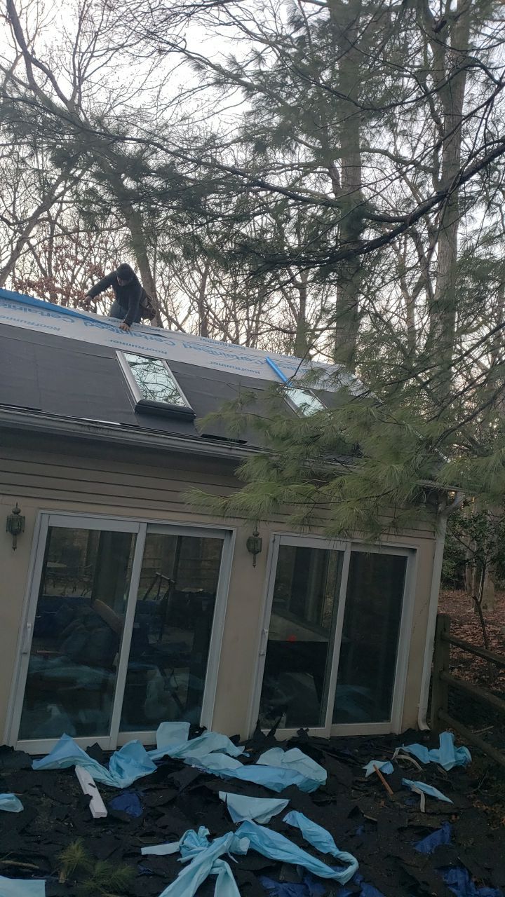 Vienna: Certainteed Landmark Pro Designer Shingles in Max Def Driftwood by RM Banning, Inc.