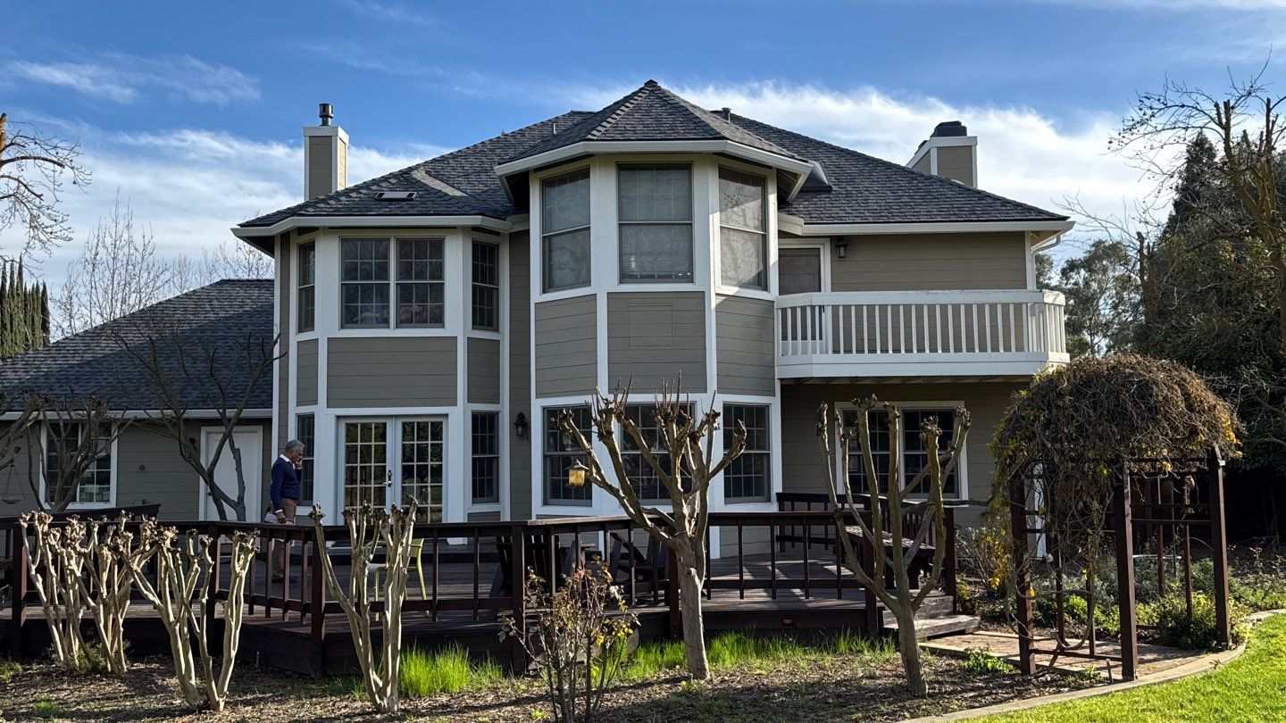 New shingles and gutters using GAF Timberline HDZ shingles and aluminum gutter by Straight Edge Roofing Inc