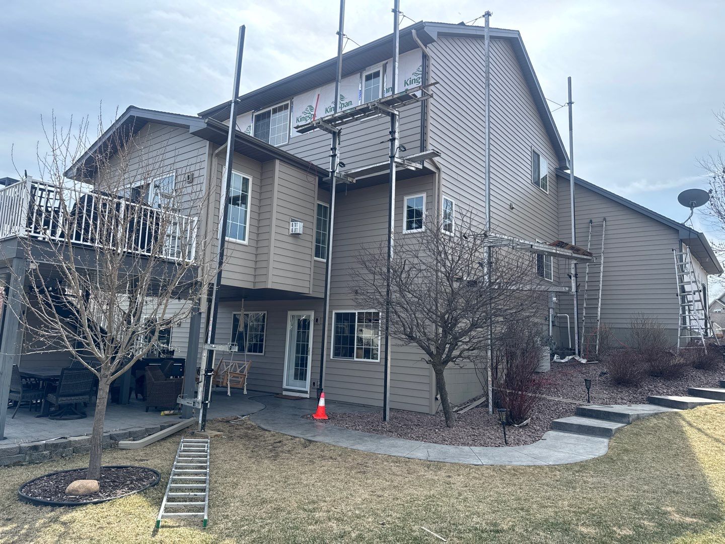 Siding Replacement – Edco Entex Steel & Mastic Vinyl Shakes | Saint Michael, MN by First Impressions Exteriors